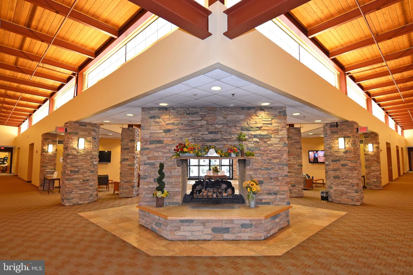 14809 Pennfield Cir #415 Property Photo 29