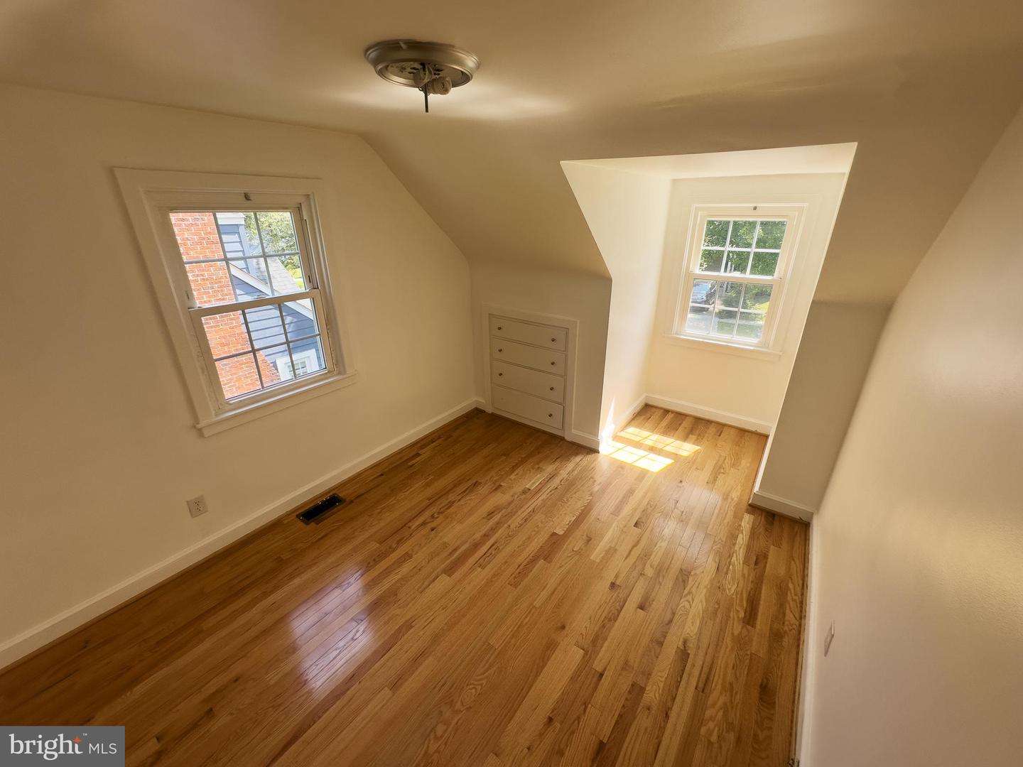 3515 Nimitz Rd Property Photo 14