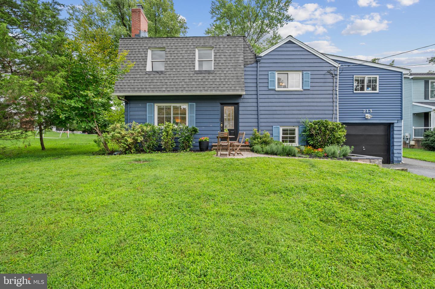 213 Piping Rock Dr Property Photo 1