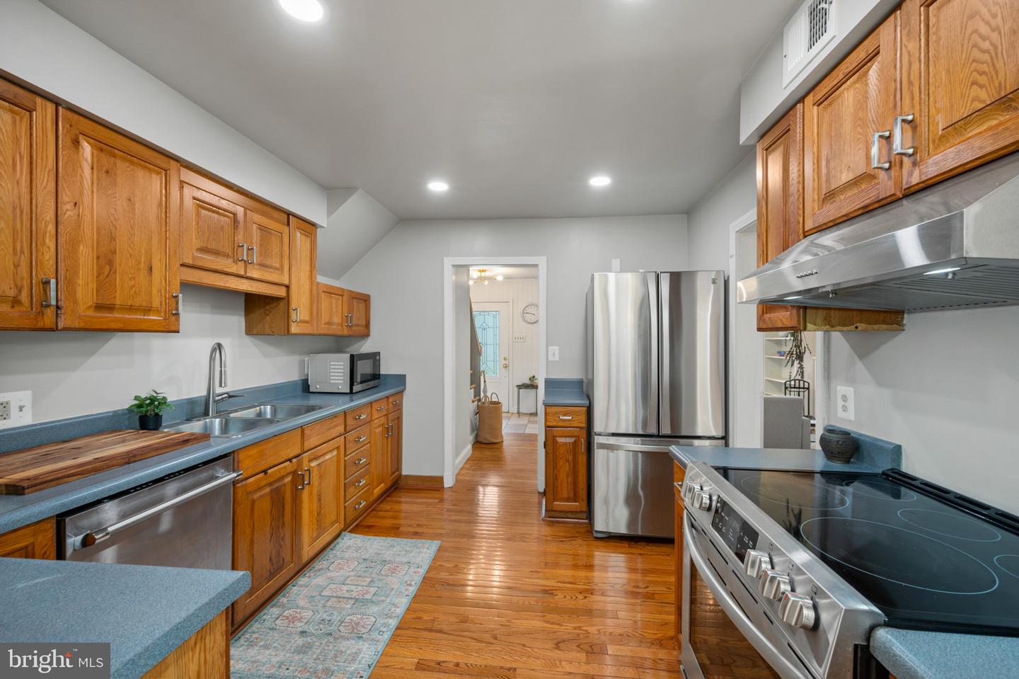 213 Piping Rock Dr Property Photo 15