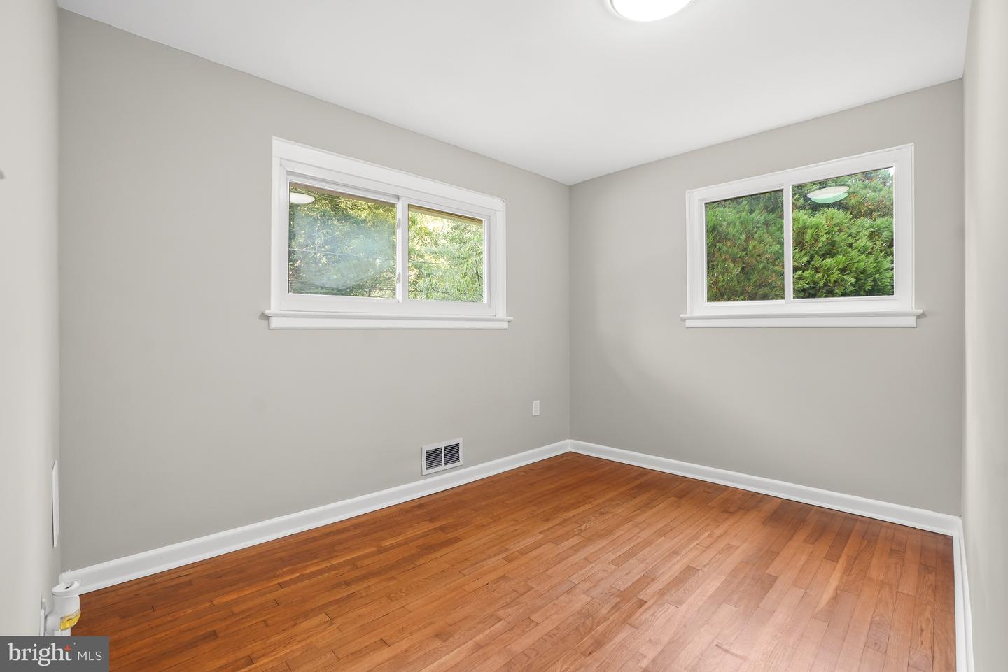 10705 Lockridge Dr Property Photo 16