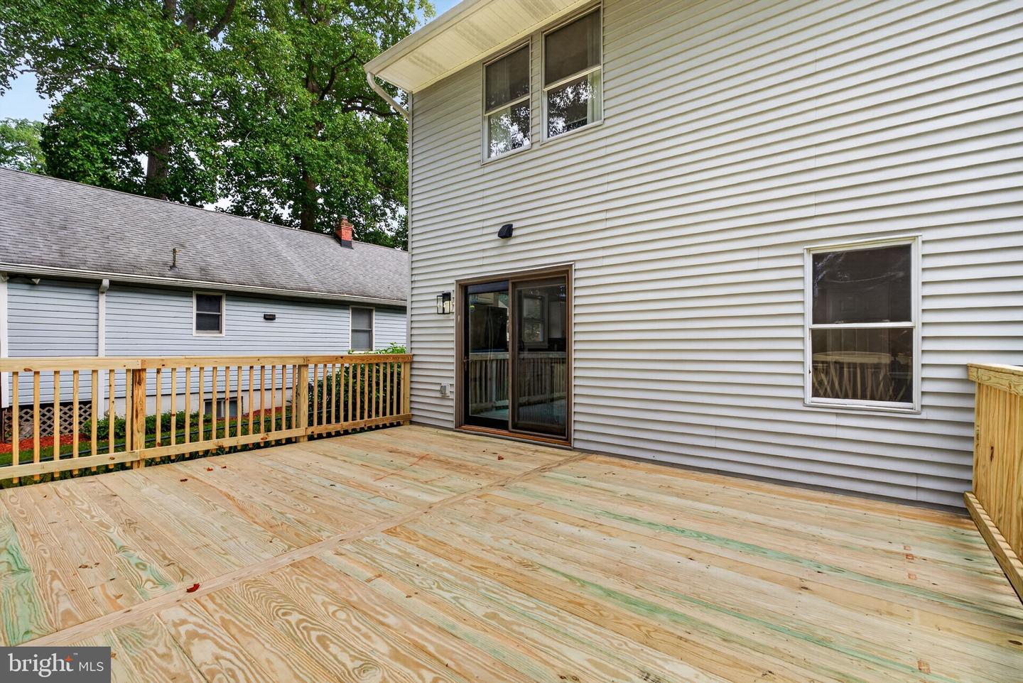 708 Rosemere Ave Property Photo 43