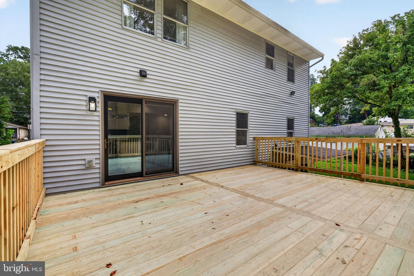 708 Rosemere Ave Property Photo 44