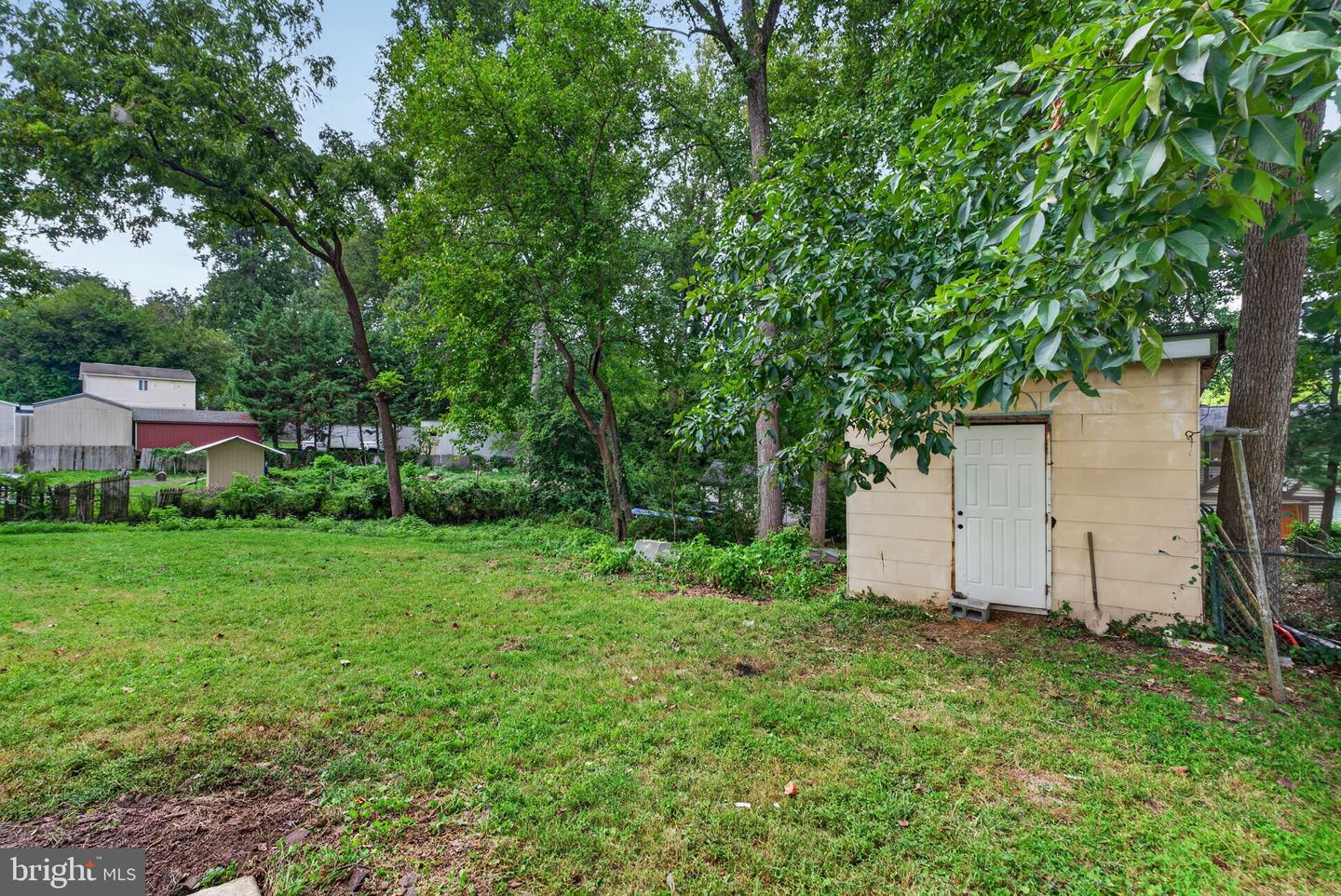 708 Rosemere Ave Property Photo 57
