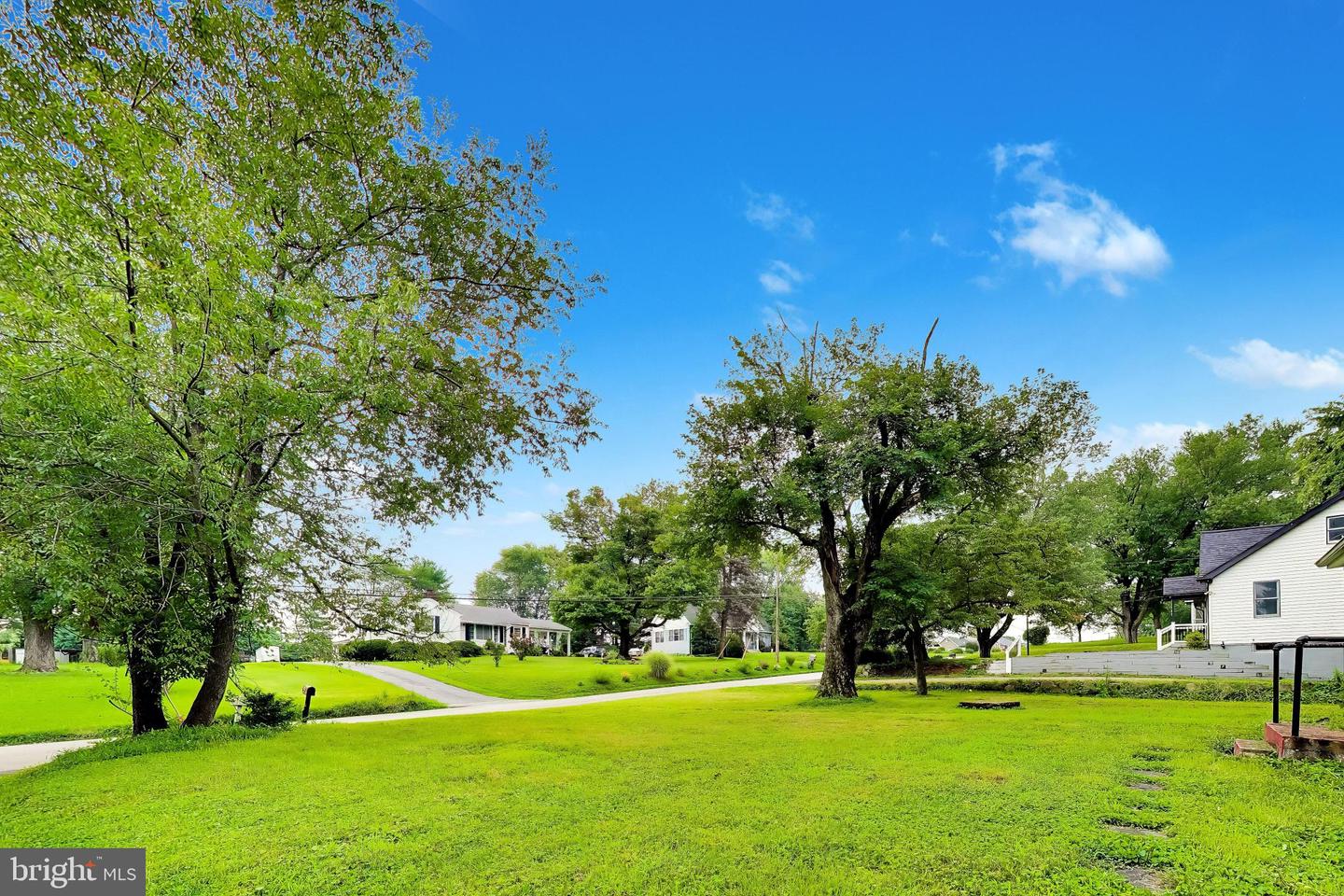 16012 Batson Rd Property Photo 6