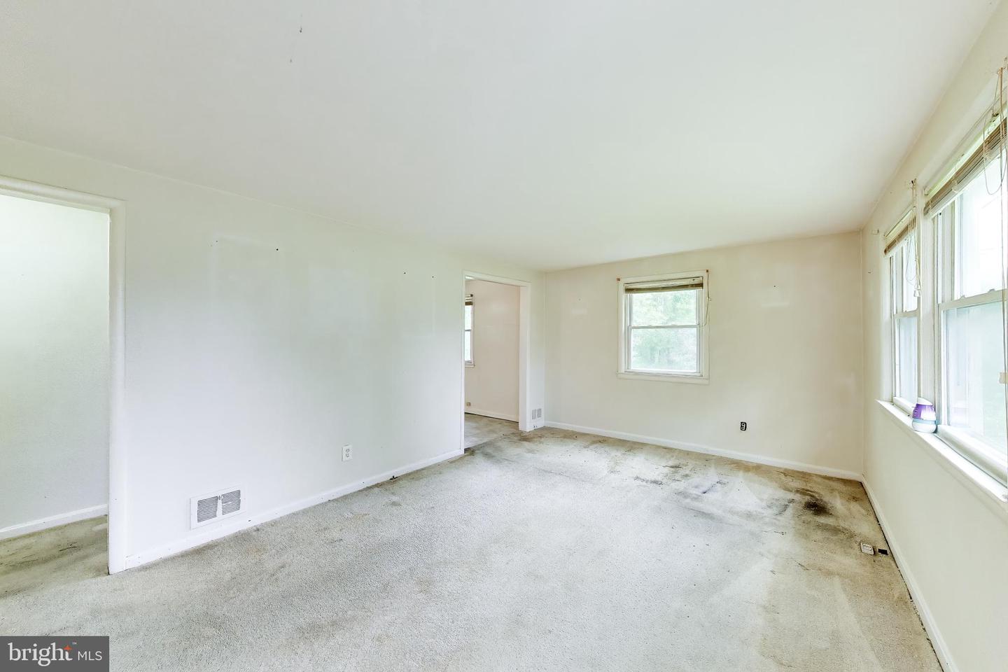 16012 Batson Rd Property Photo 7