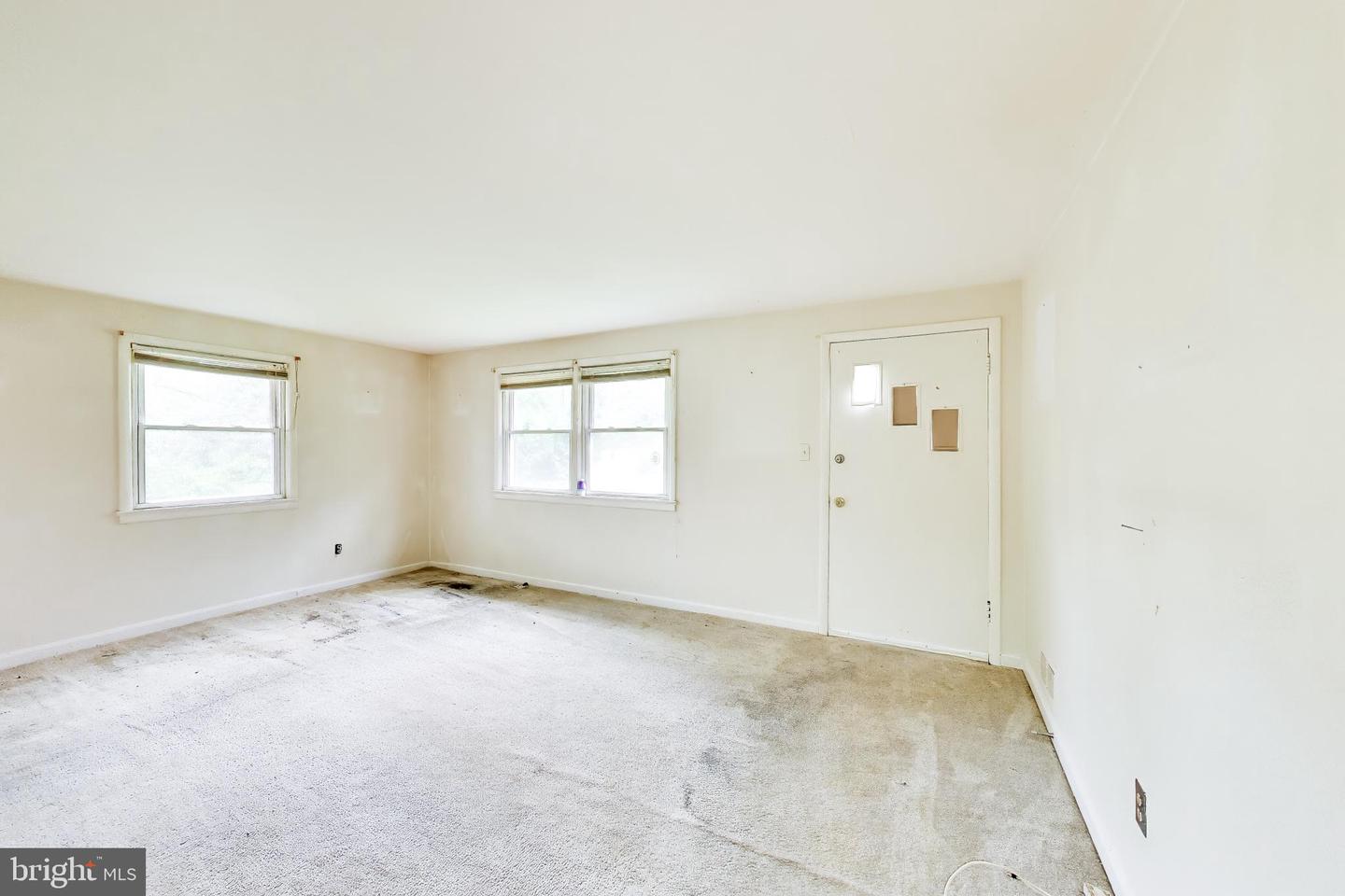 16012 Batson Rd Property Photo 9