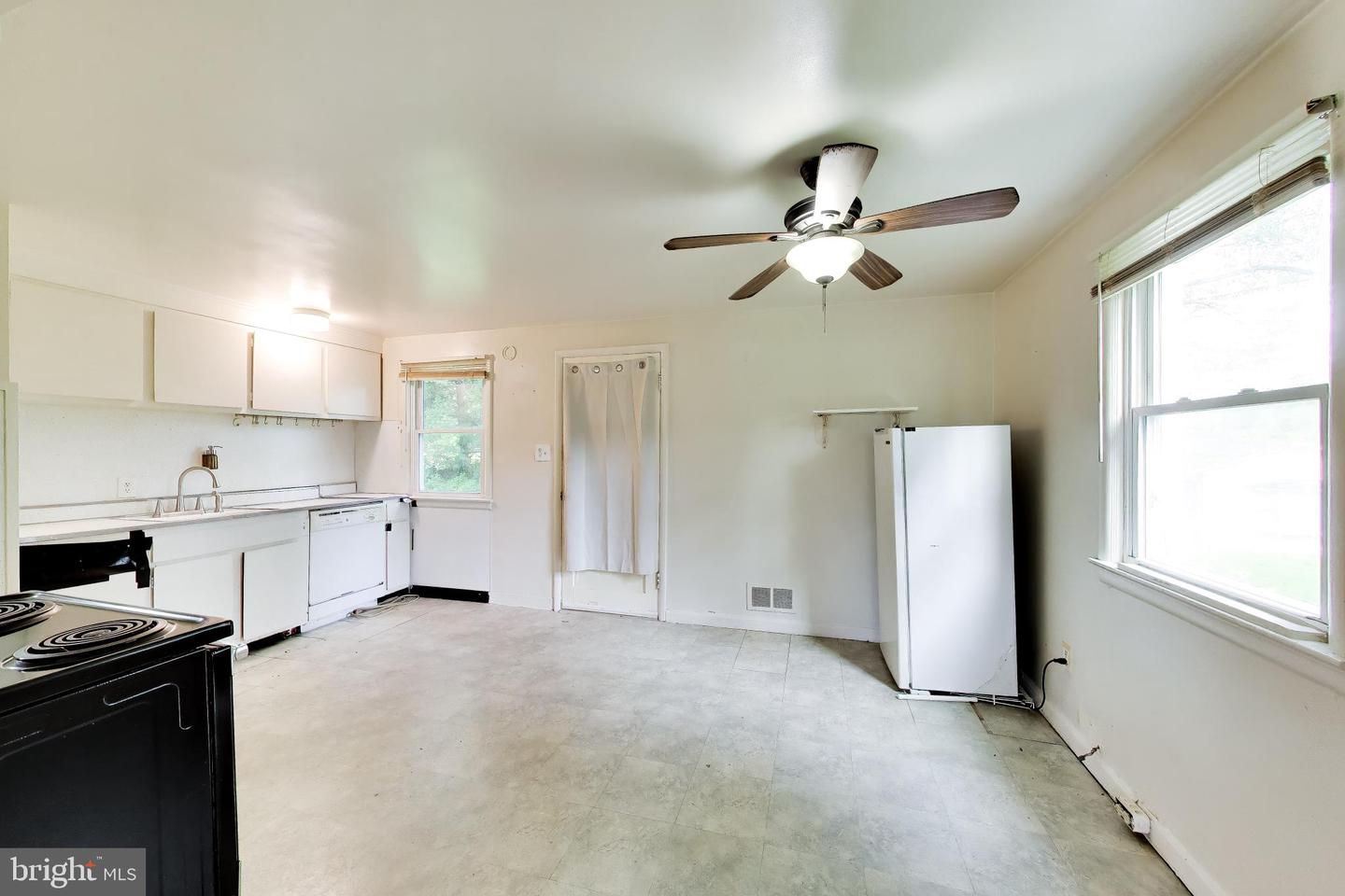 16012 Batson Rd Property Photo 13