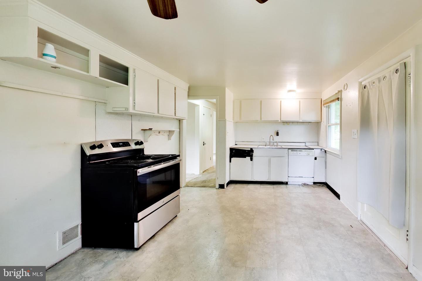 16012 Batson Rd Property Photo 14