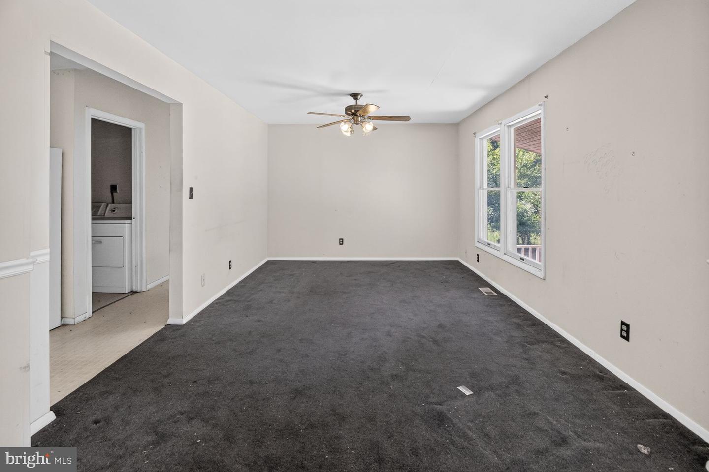 15325 Holly Grove Rd Property Photo 10