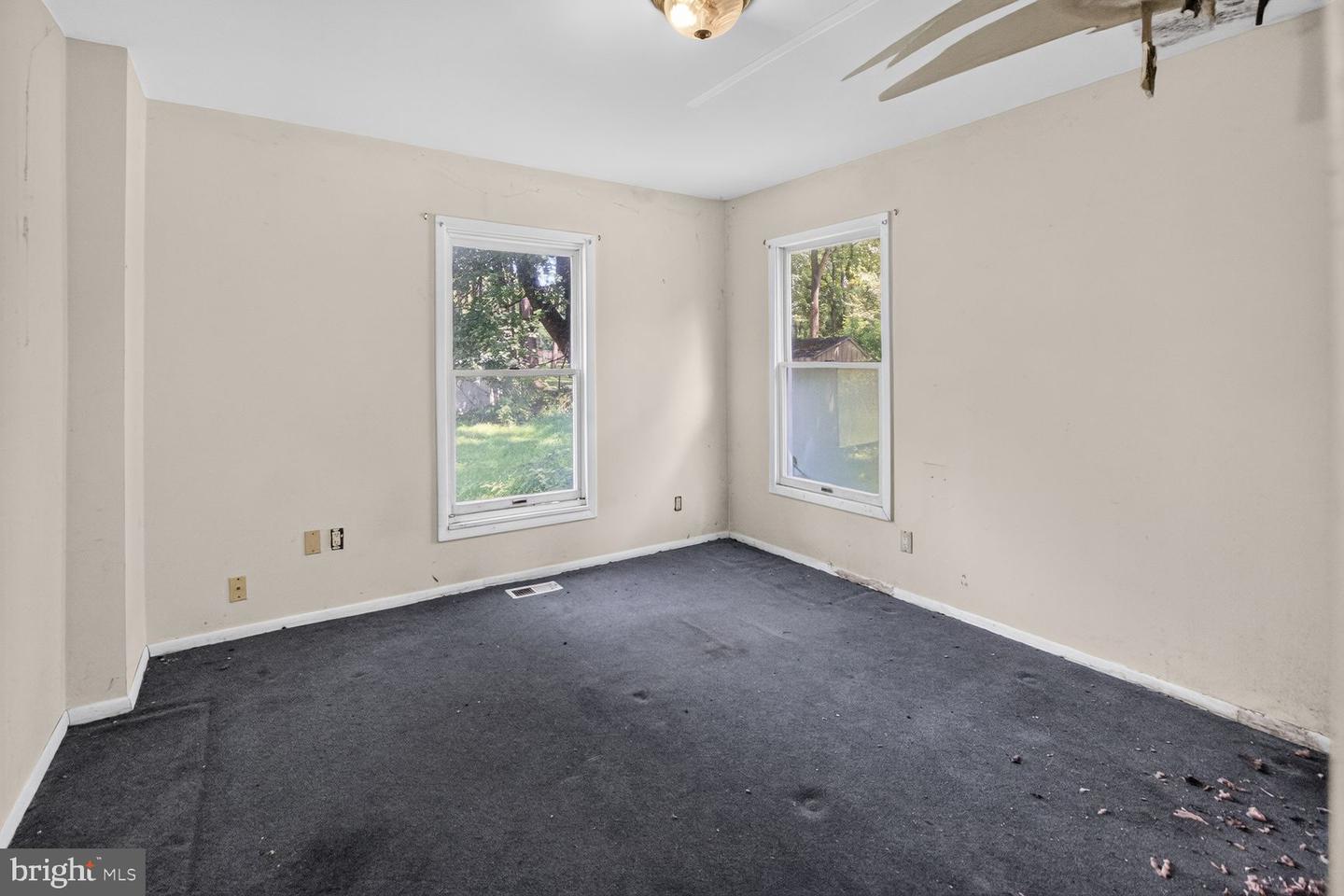 15325 Holly Grove Rd Property Photo 16