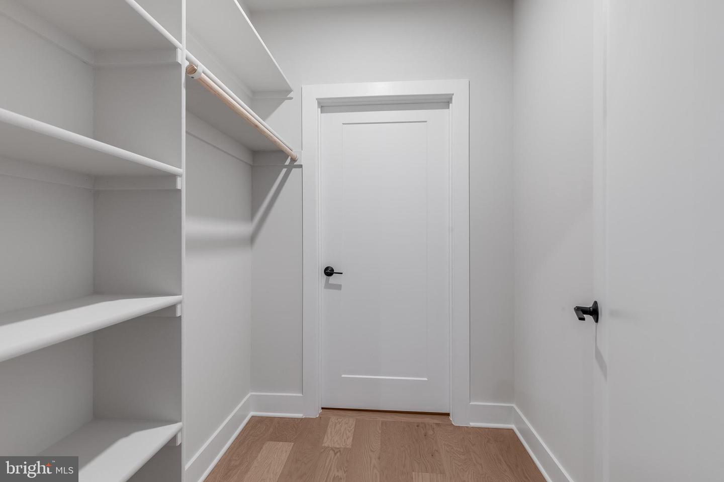 5024 Strathmore Ave Property Photo 12
