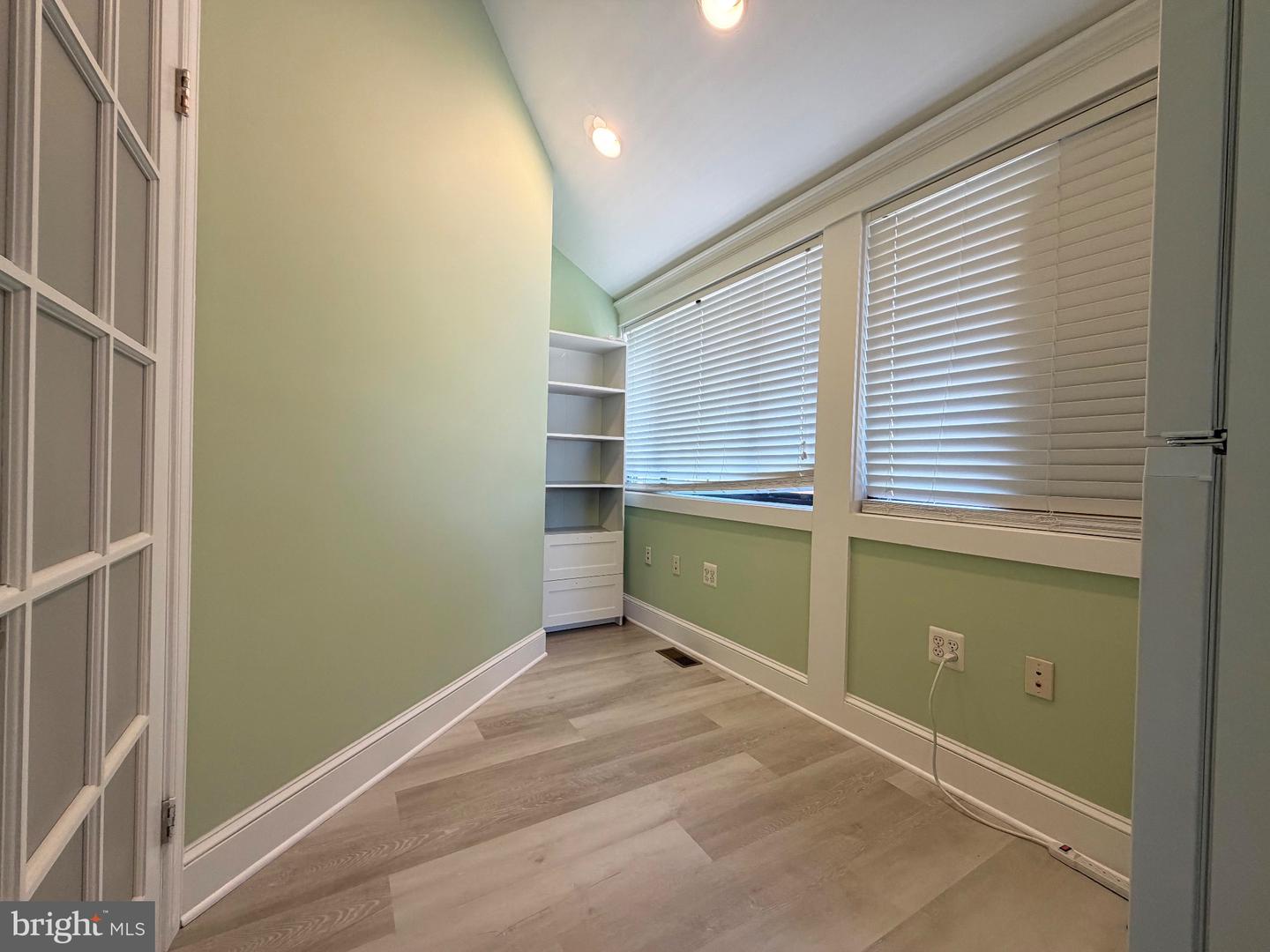 8937 Shady Grove Ct #26a Property Photo 13
