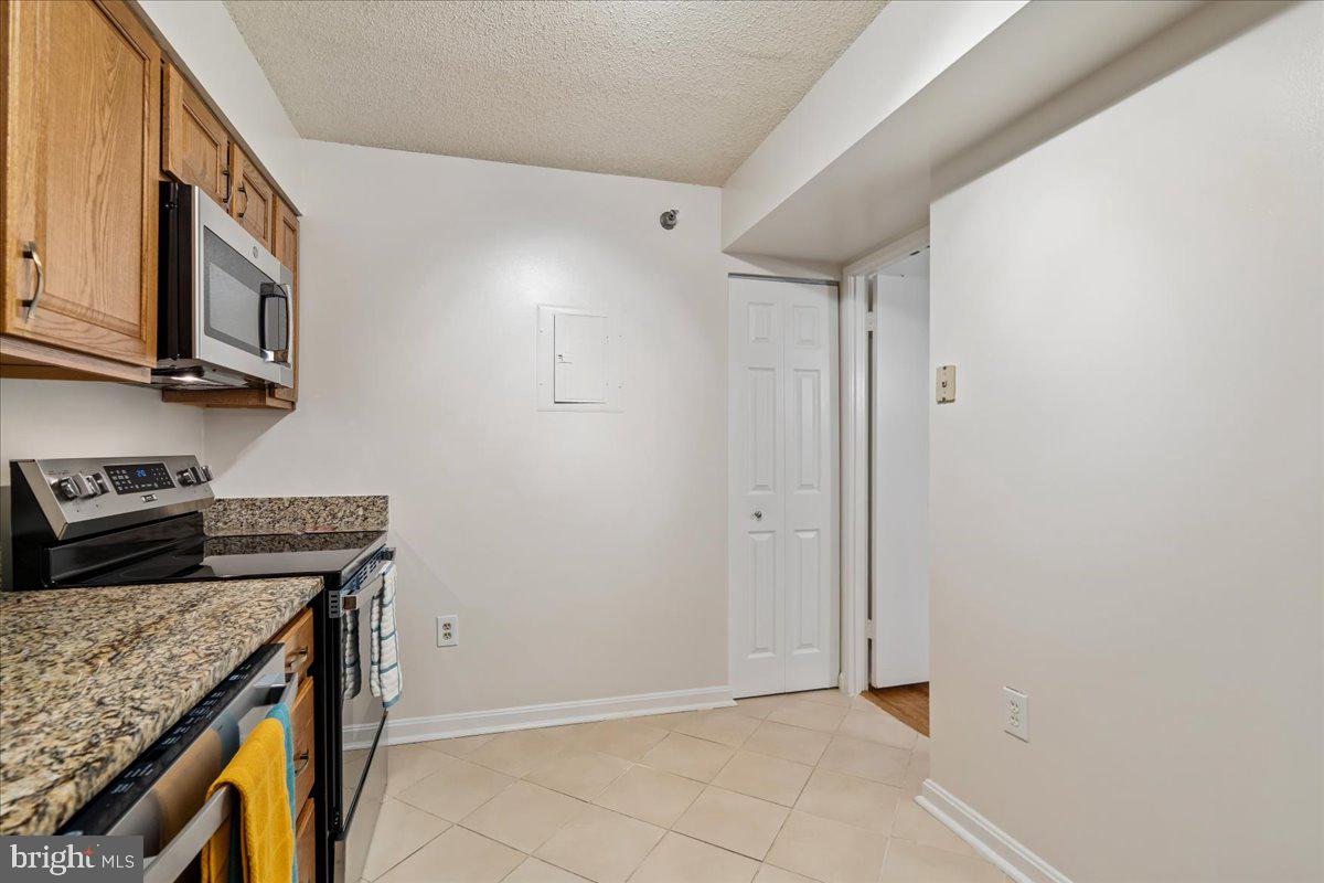 15115 Interlachen Dr #3-901 Property Photo 9