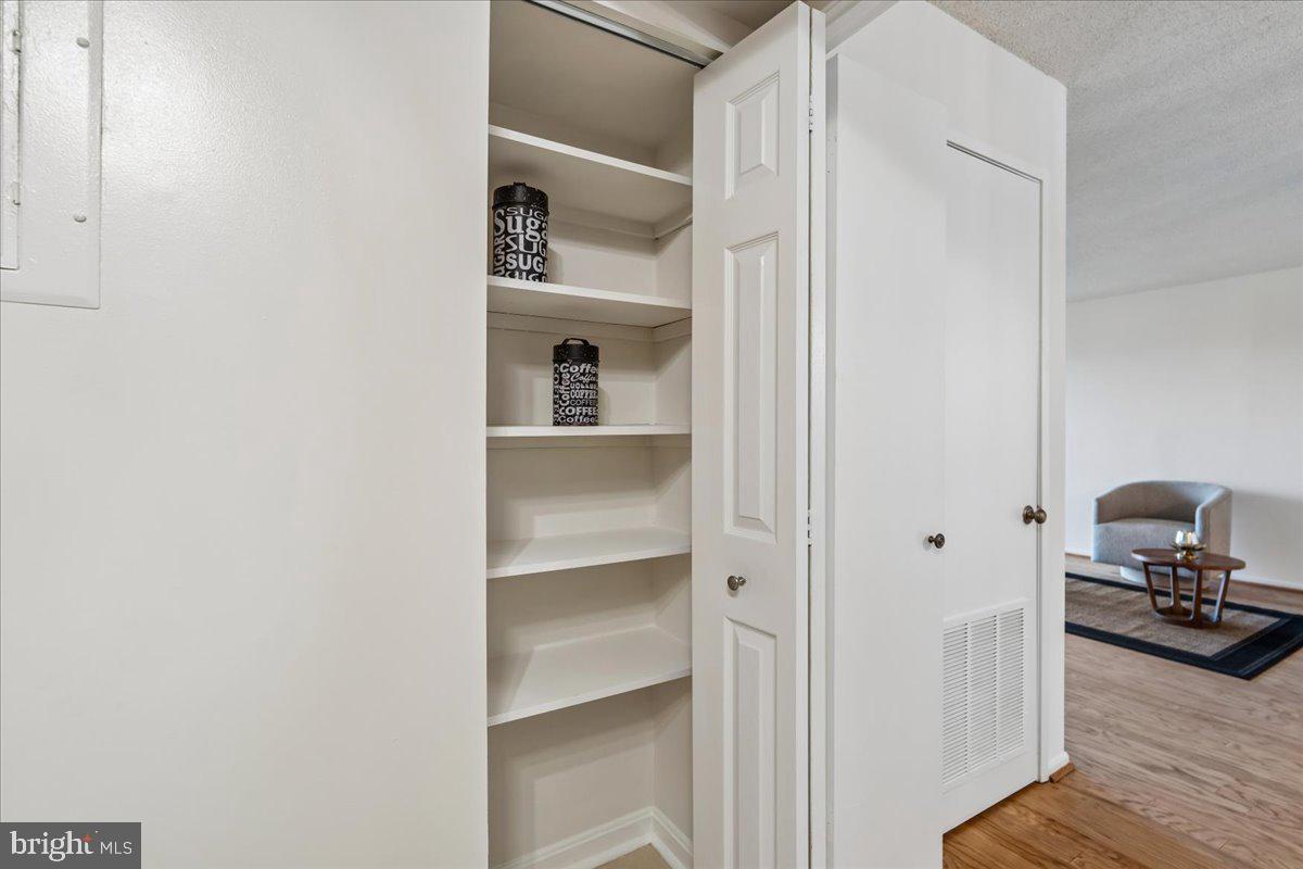 15115 Interlachen Dr #3-901 Property Photo 10