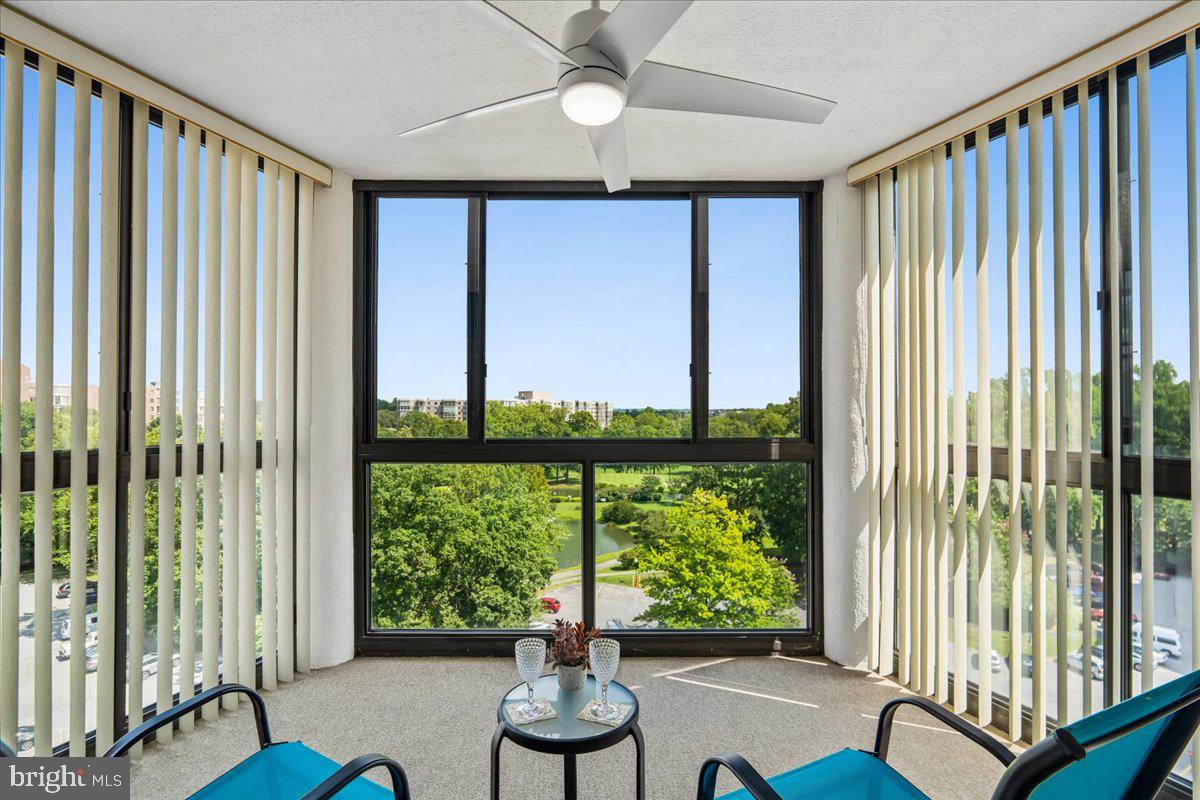 15115 Interlachen Dr #3-901 Property Photo 35