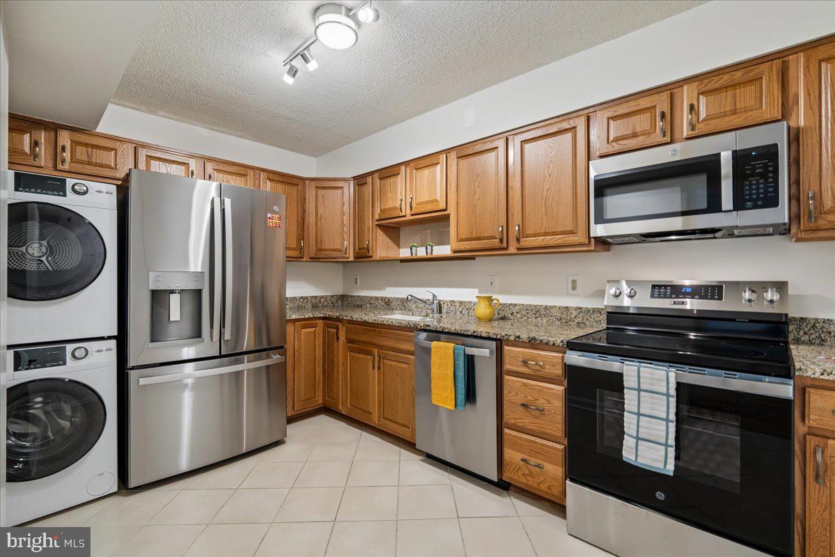 15115 Interlachen Dr #3-901 Property Photo 36