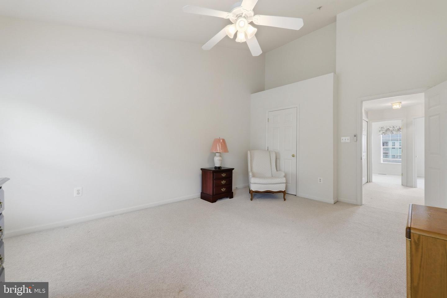 12832 Rexmore Dr #4 Property Photo 60