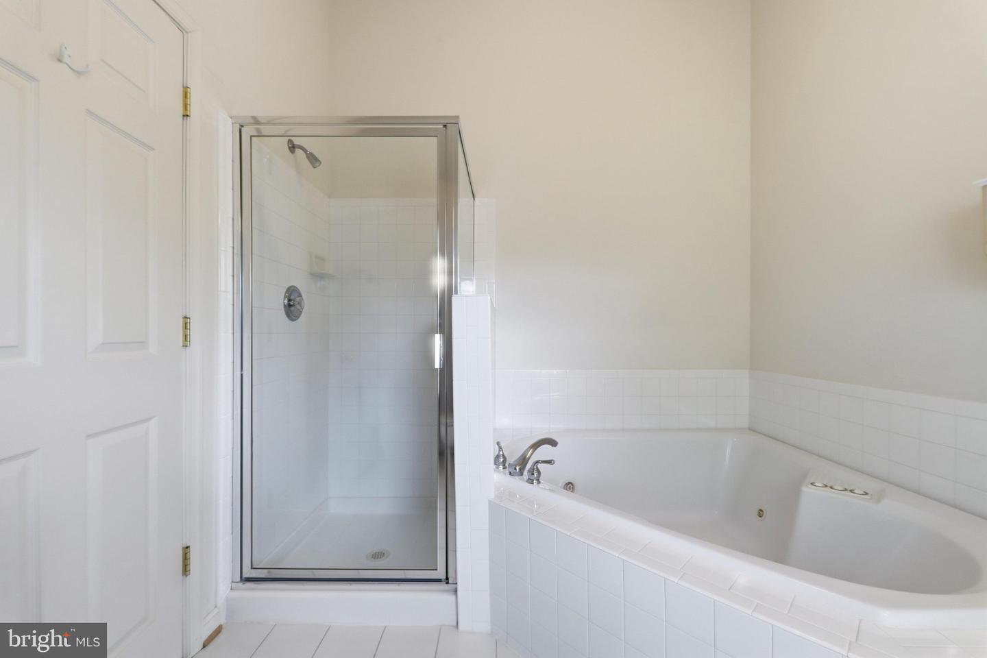 12832 Rexmore Dr #4 Property Photo 61