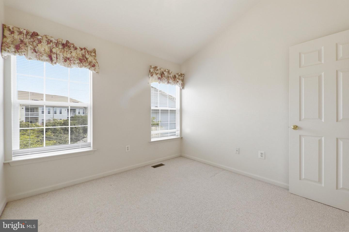 12832 Rexmore Dr #4 Property Photo 67