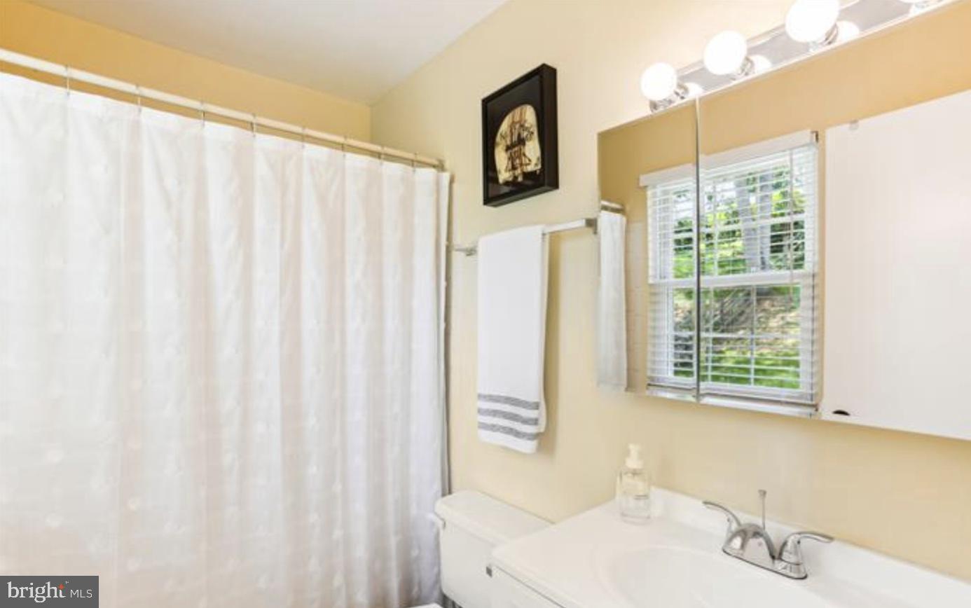 13348 Neerwinder Pl Property Photo 13