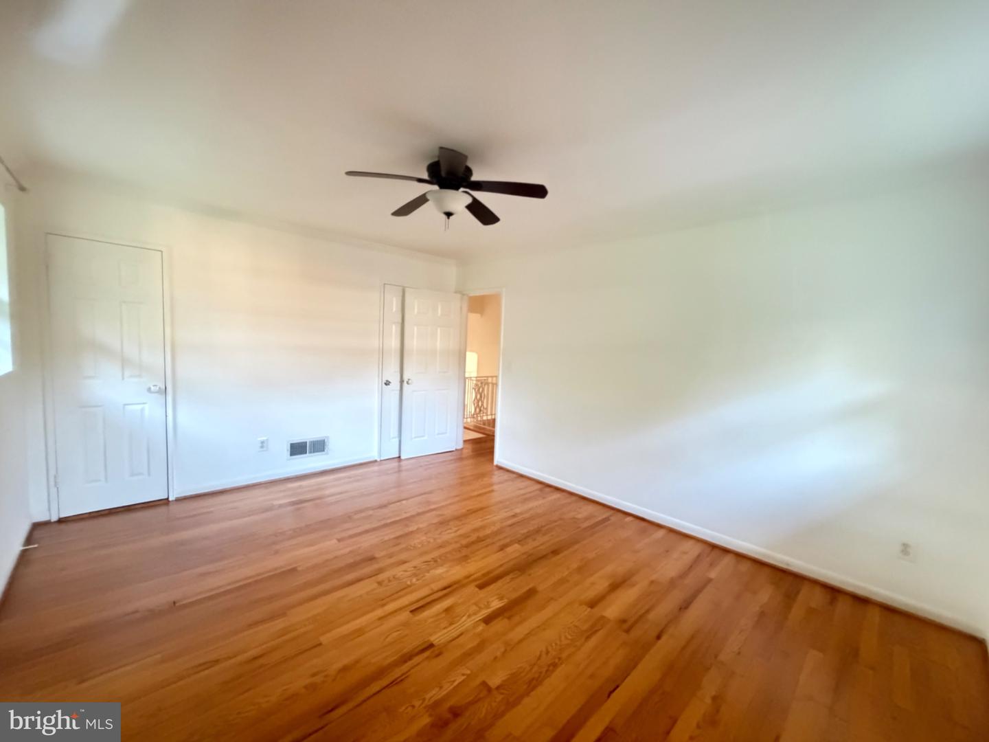 5808 Greentree Rd Property Photo 12