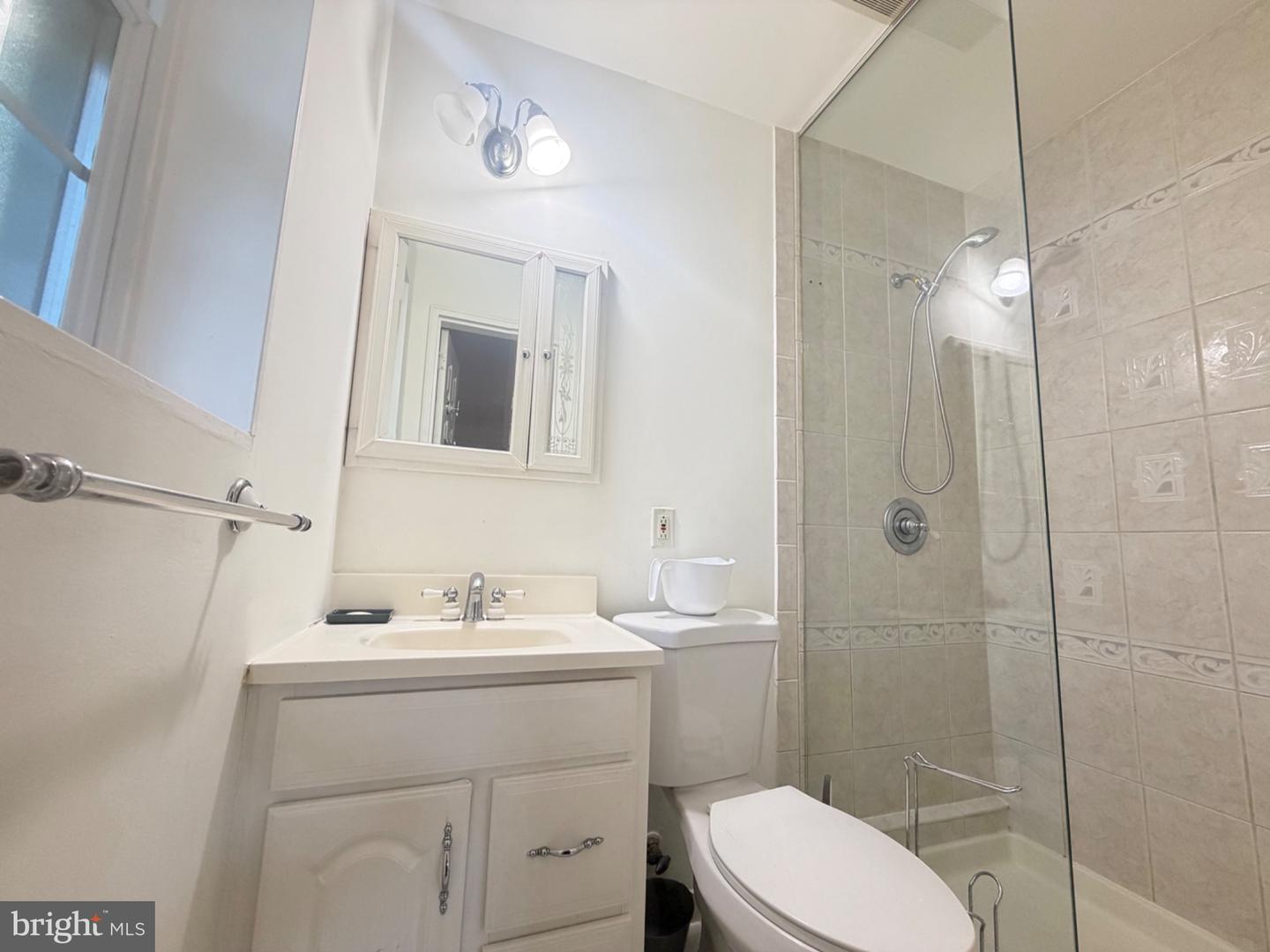 5808 Greentree Rd Property Photo 14