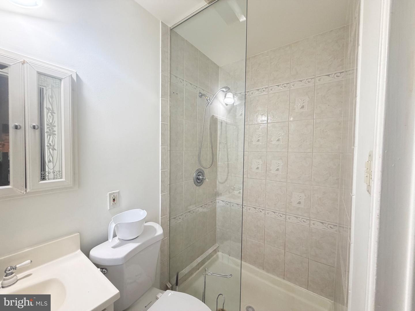 5808 Greentree Rd Property Photo 16