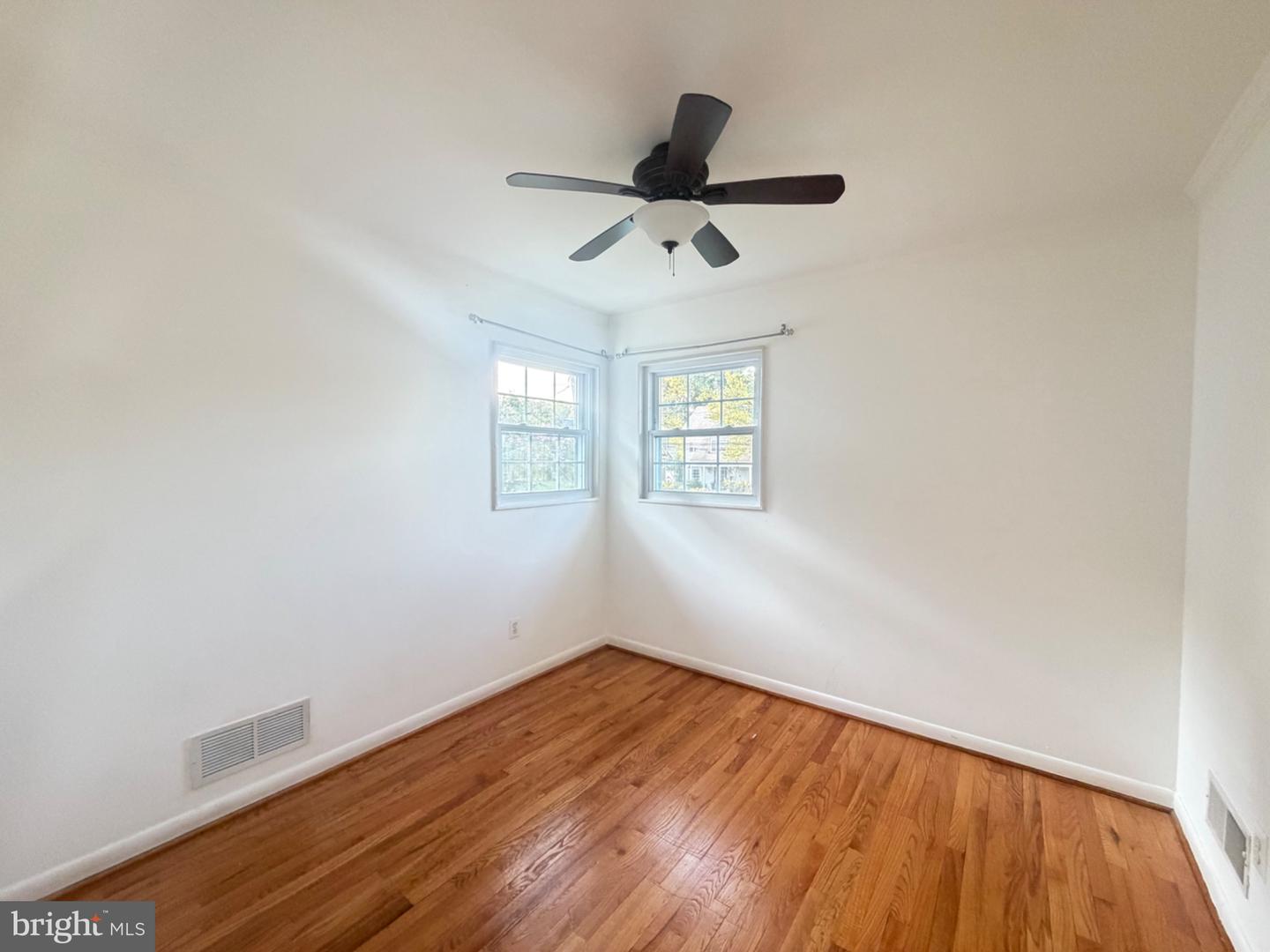 5808 Greentree Rd Property Photo 19