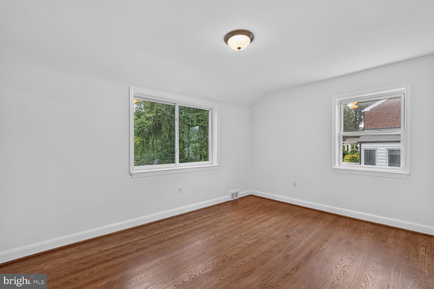 9612 Dilston Rd Property Photo 16