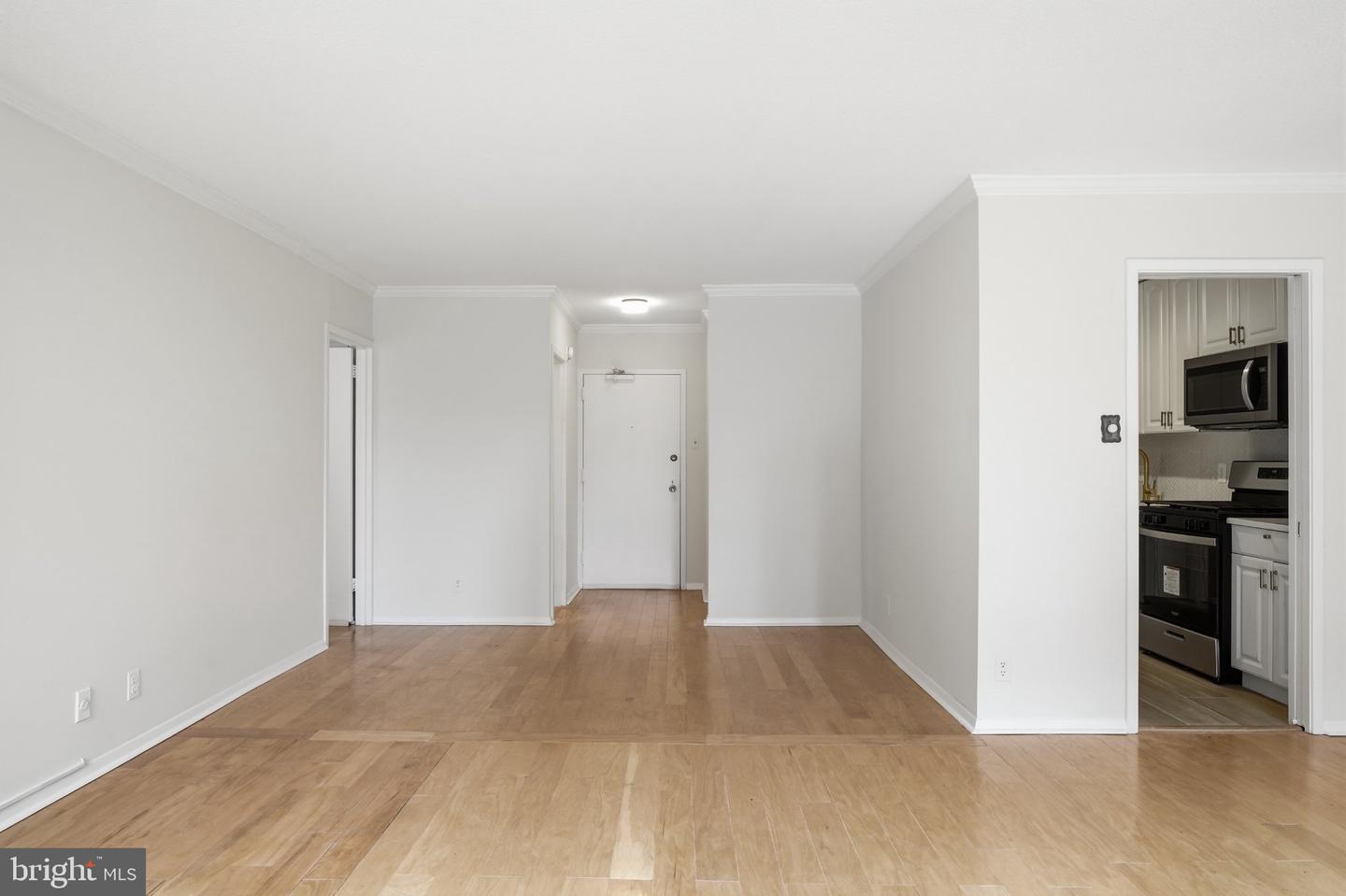 4515 Willard Ave #616s Property Photo 11