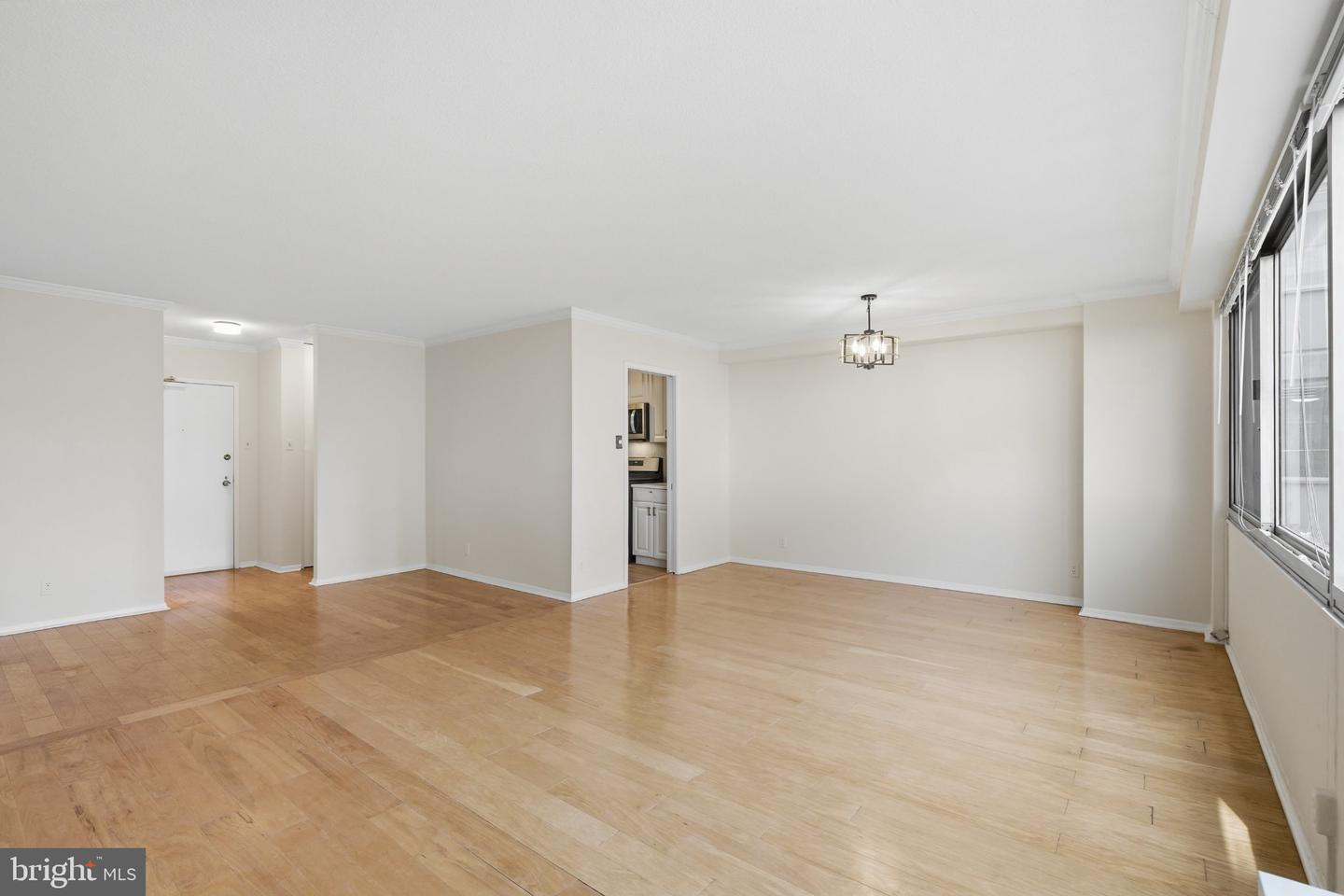 4515 Willard Ave #616s Property Photo 13