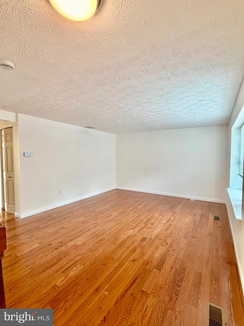 1234 Elm Grove Cir Property Photo 4