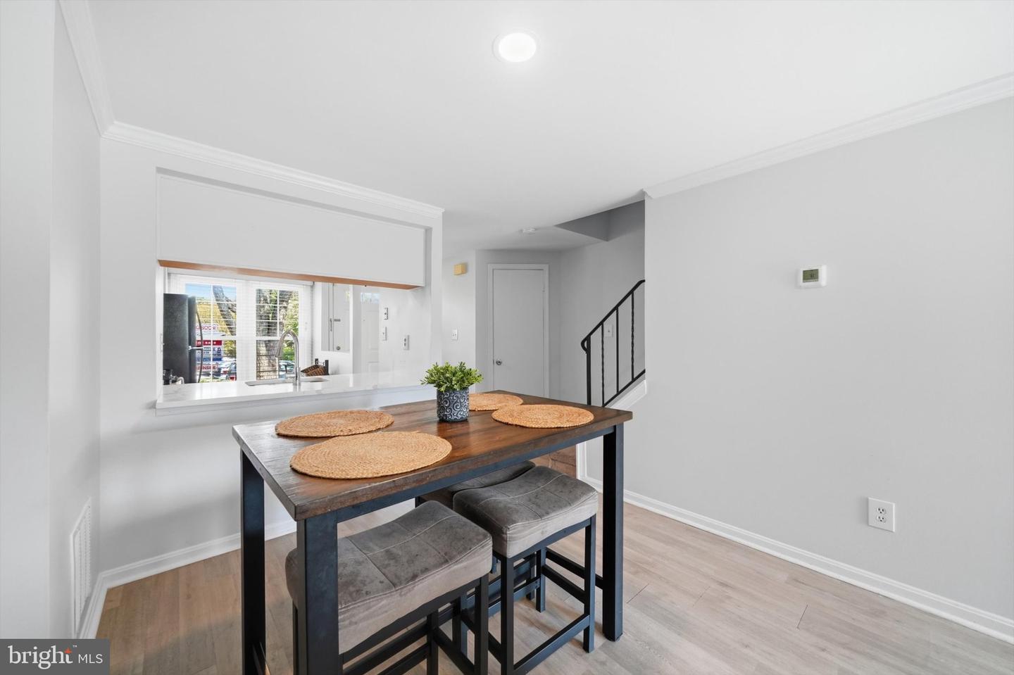 20204 Ravensdale Ct Property Photo 10