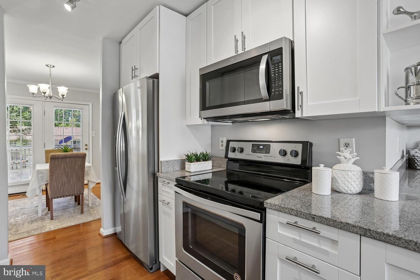 8405 Flower Hill Terrace Property Photo 17