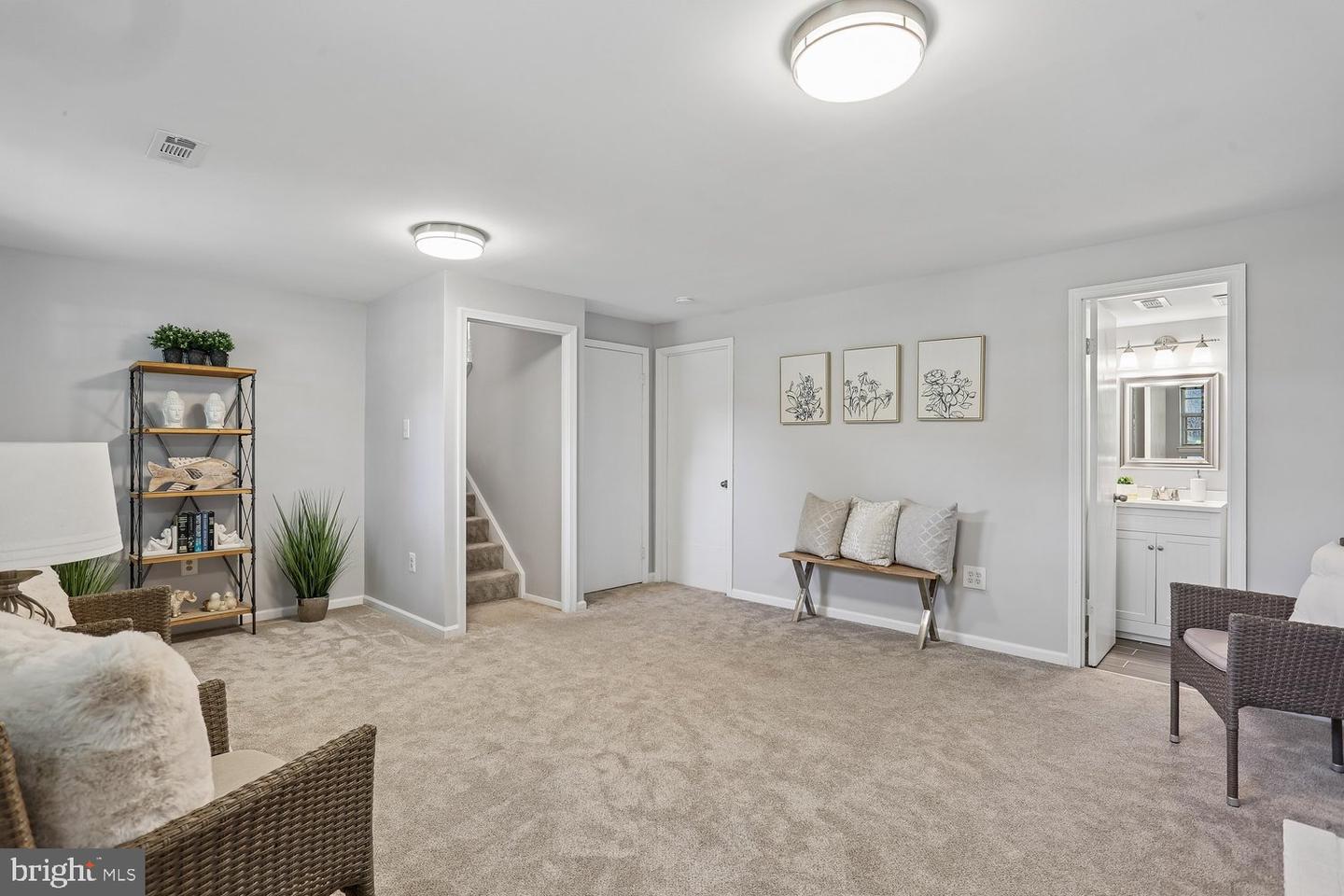 8405 Flower Hill Terrace Property Photo 28