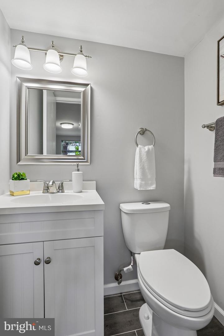 8405 Flower Hill Terrace Property Photo 31