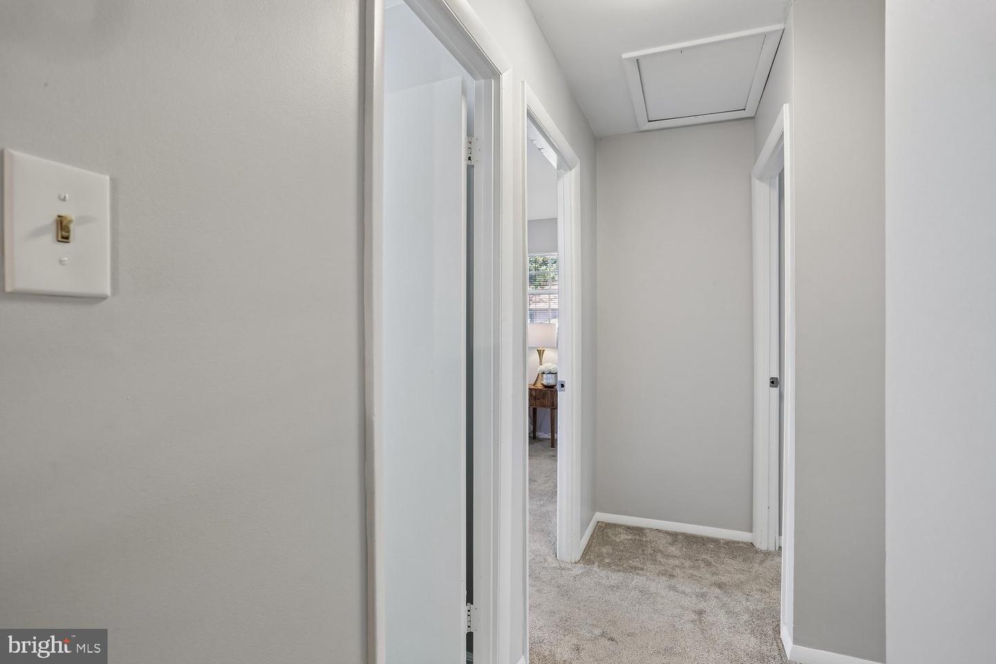 8405 Flower Hill Terrace Property Photo 32