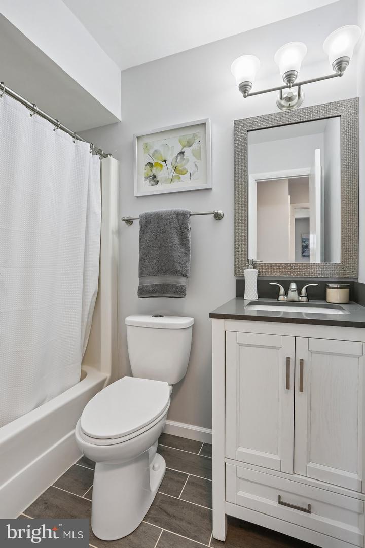 8405 Flower Hill Terrace Property Photo 43