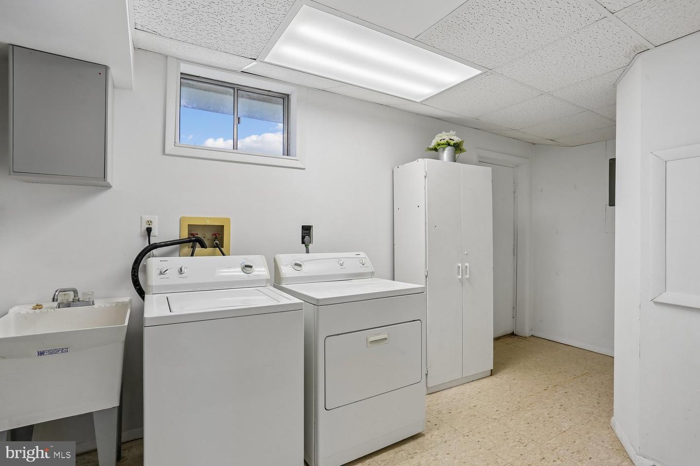 8405 Flower Hill Terrace Property Photo 54