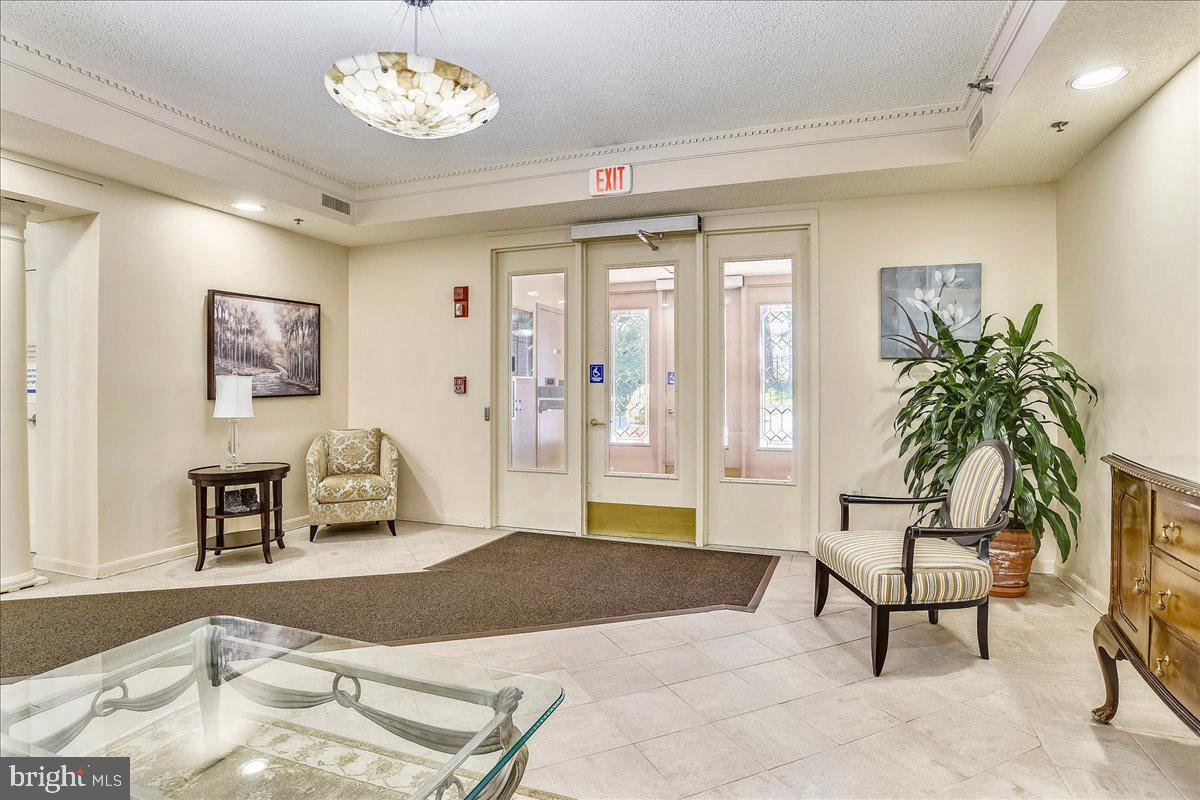 14809 Pennfield Cir #405 Property Photo 4