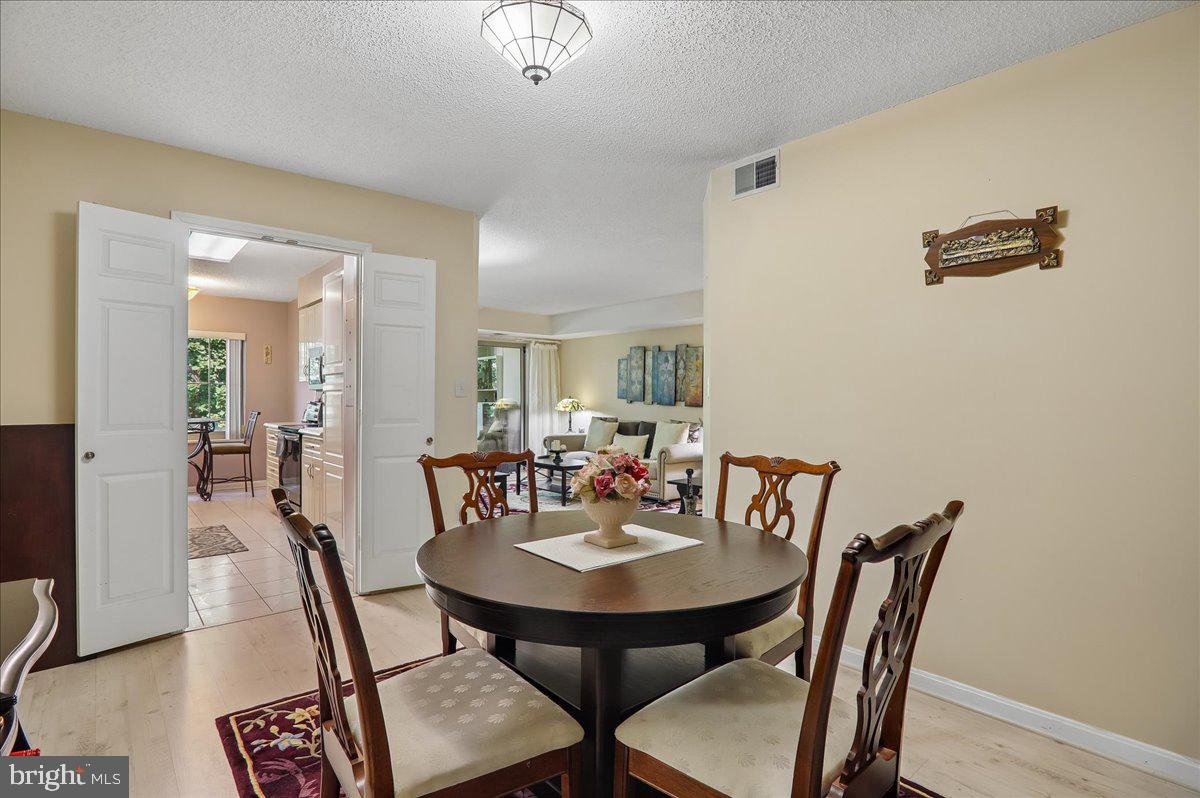 14809 Pennfield Cir #405 Property Photo 12