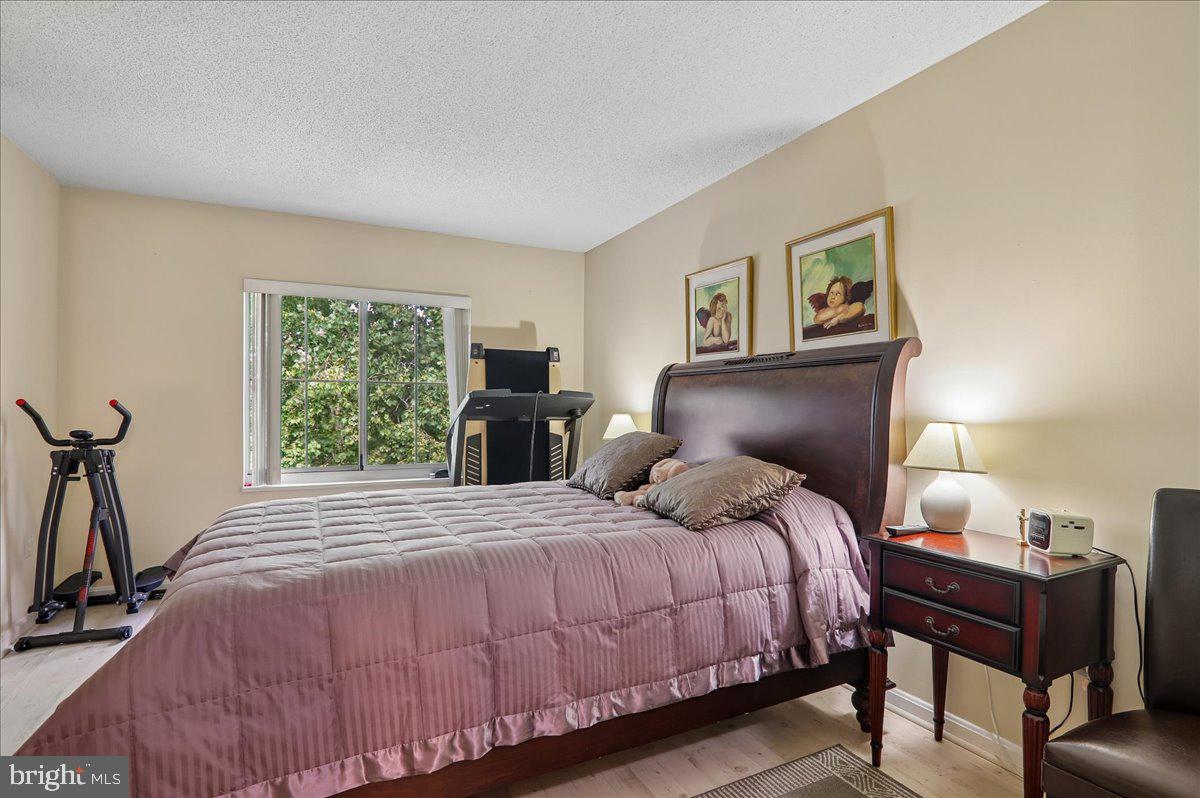 14809 Pennfield Cir #405 Property Photo 17