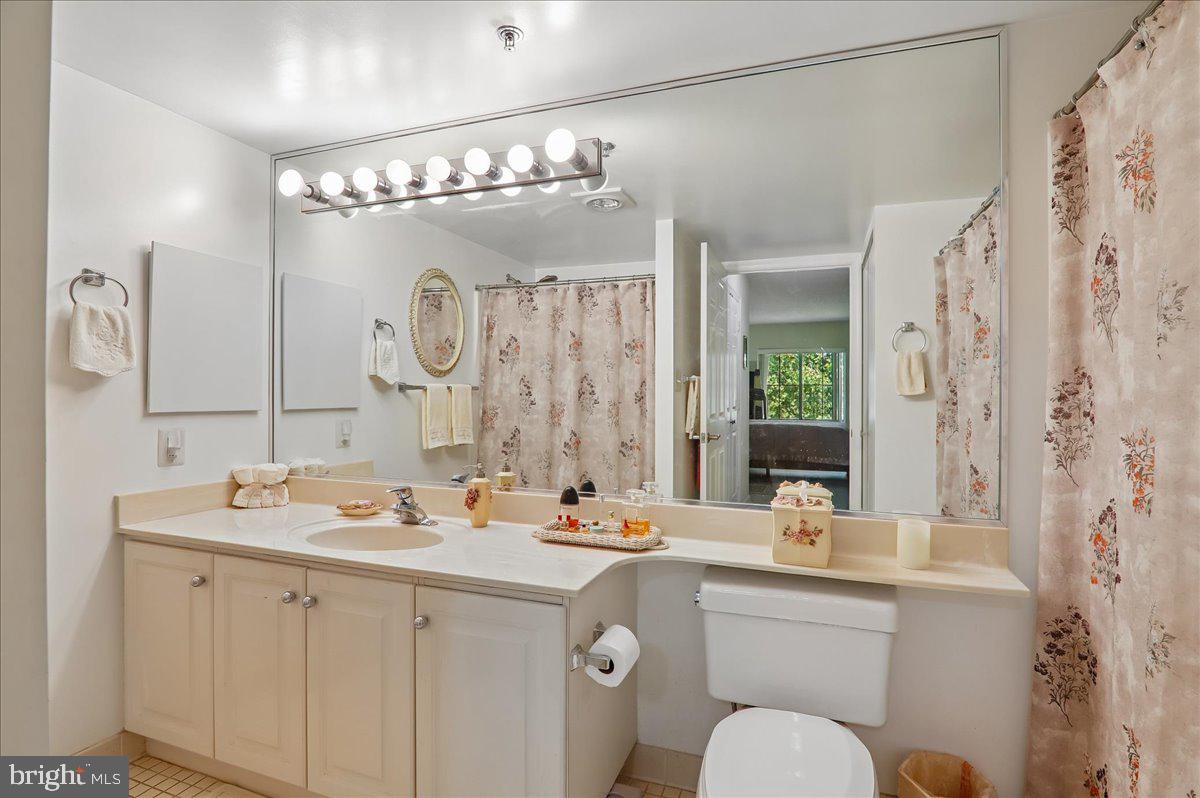 14809 Pennfield Cir #405 Property Photo 20