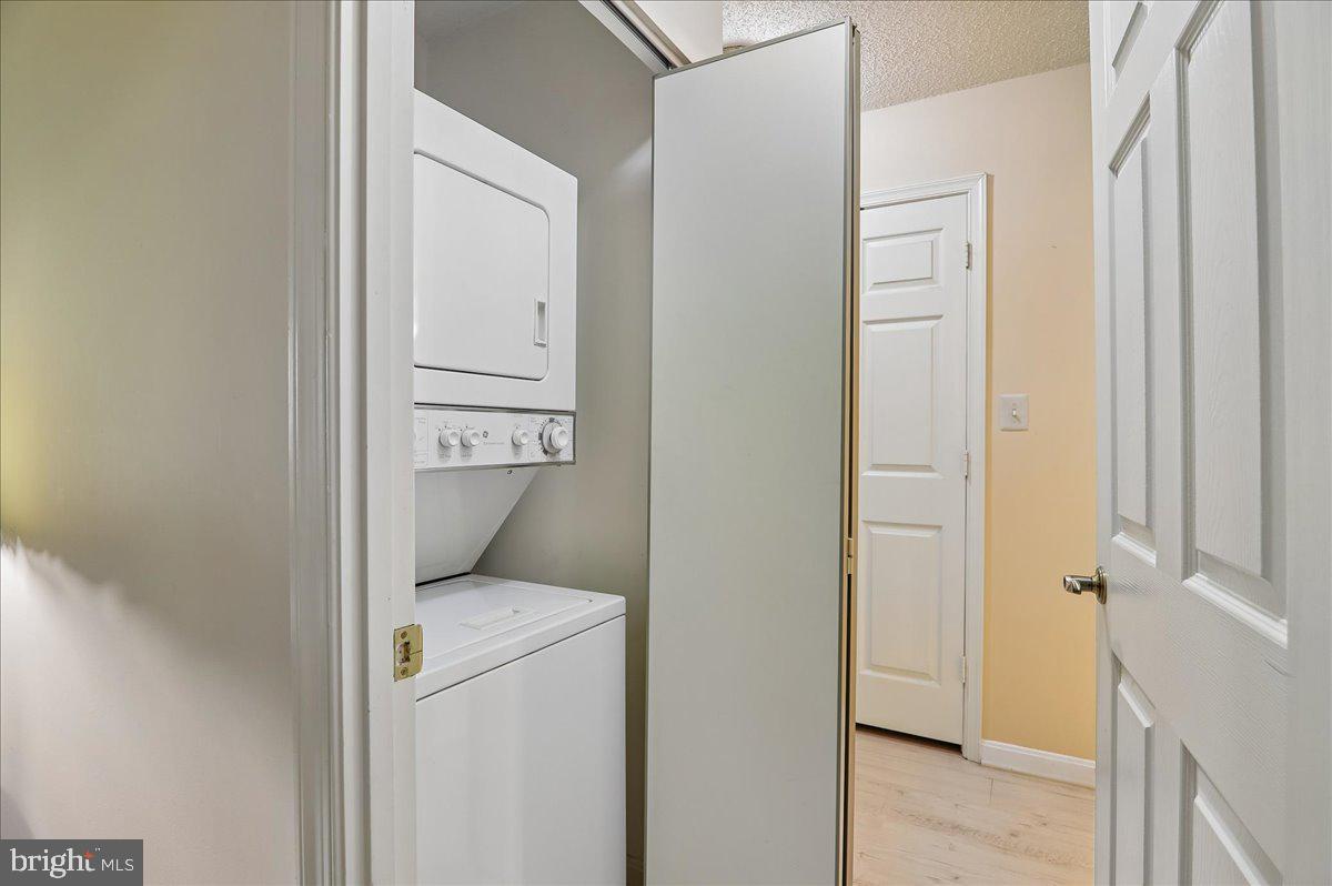 14809 Pennfield Cir #405 Property Photo 21