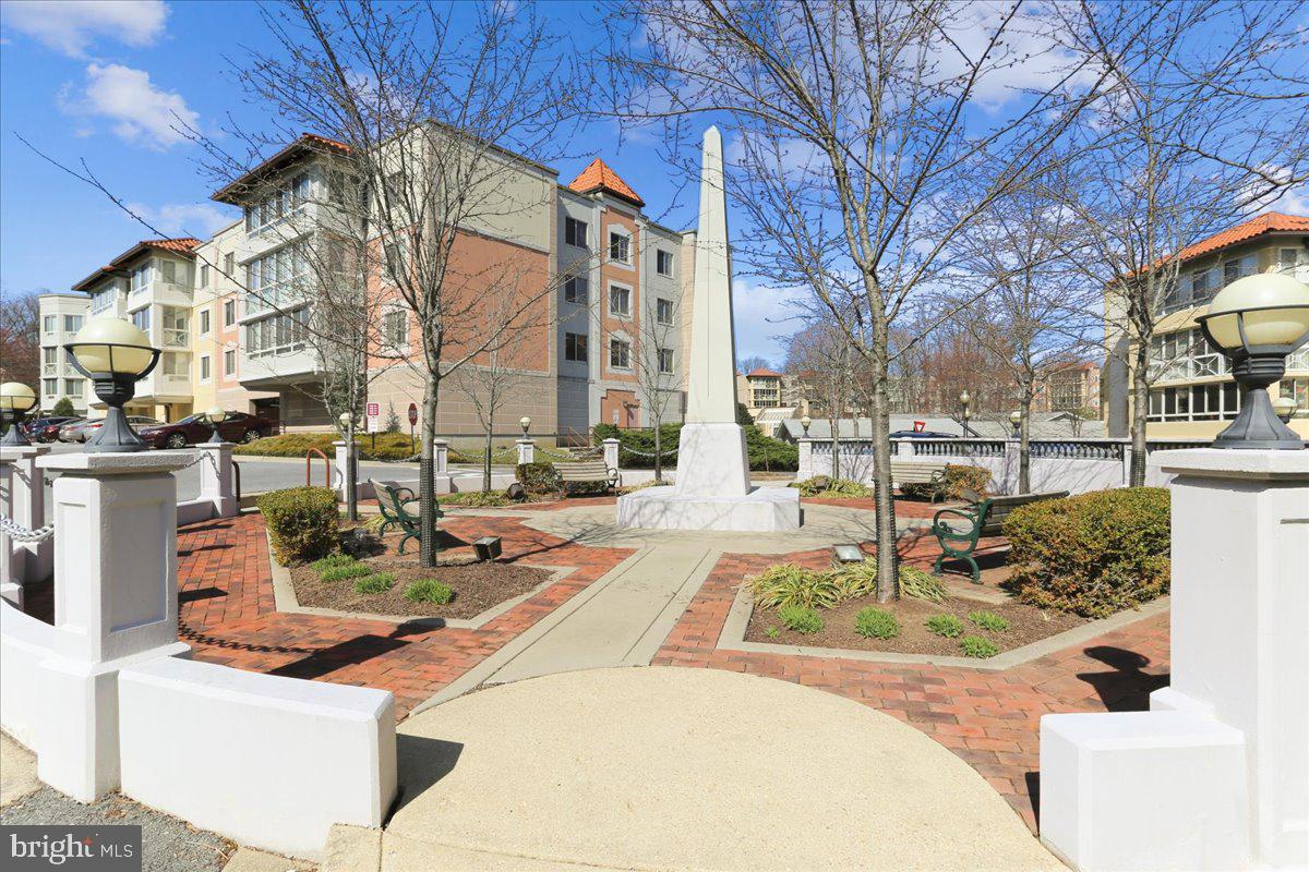 14809 Pennfield Cir #405 Property Photo 28