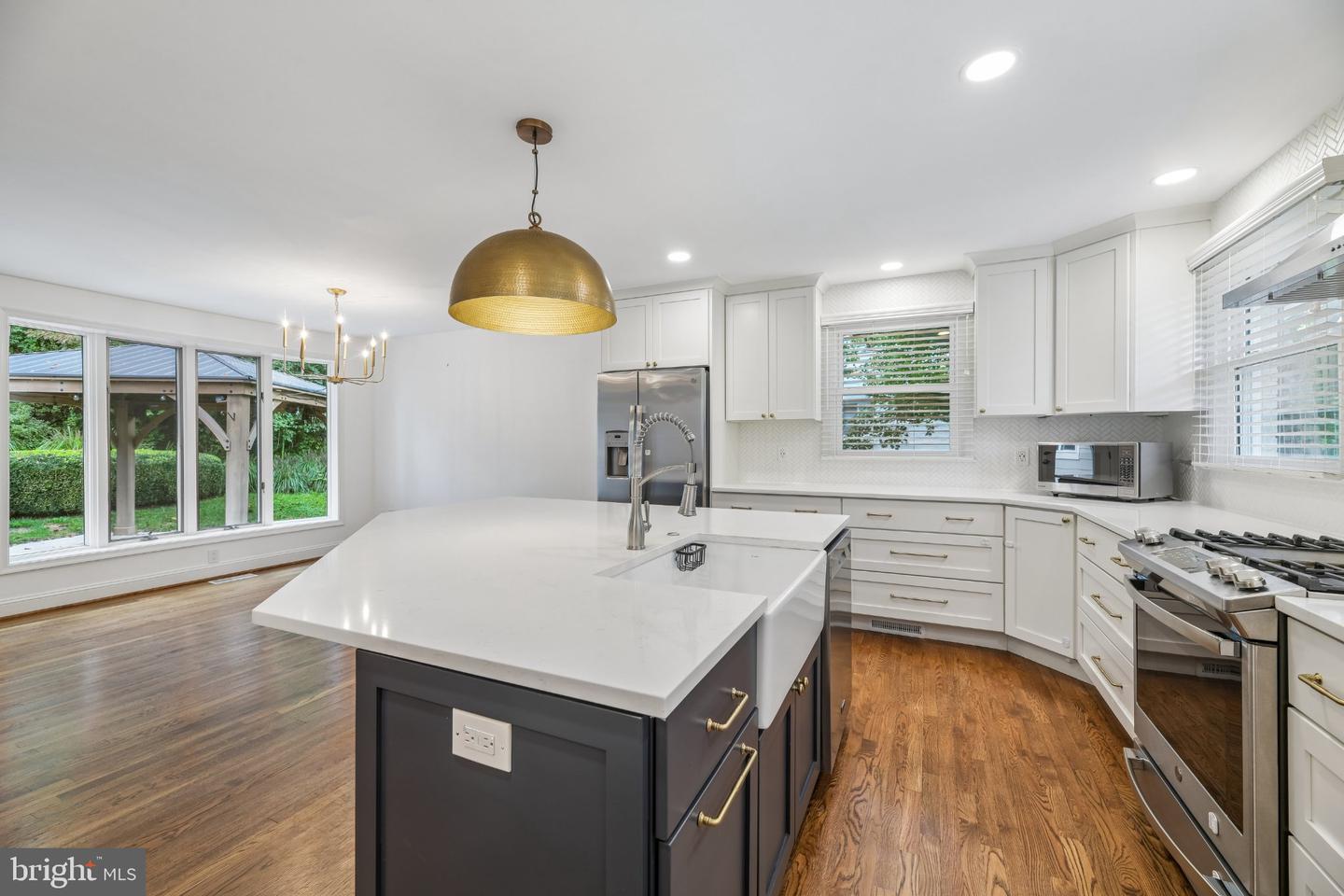 11214 Dewey Rd Property Photo 3