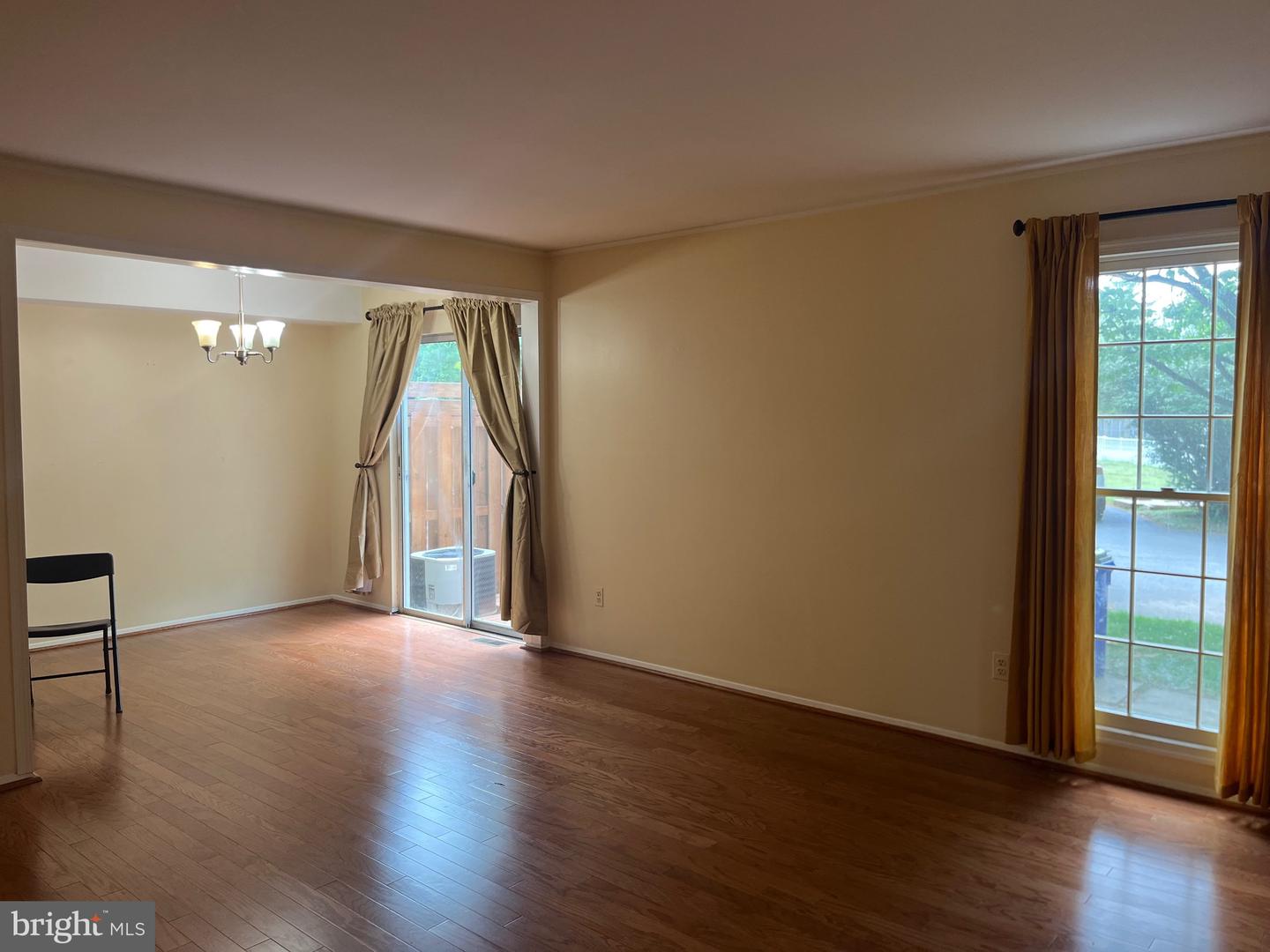 39 Triple Crown Ct Property Photo 5