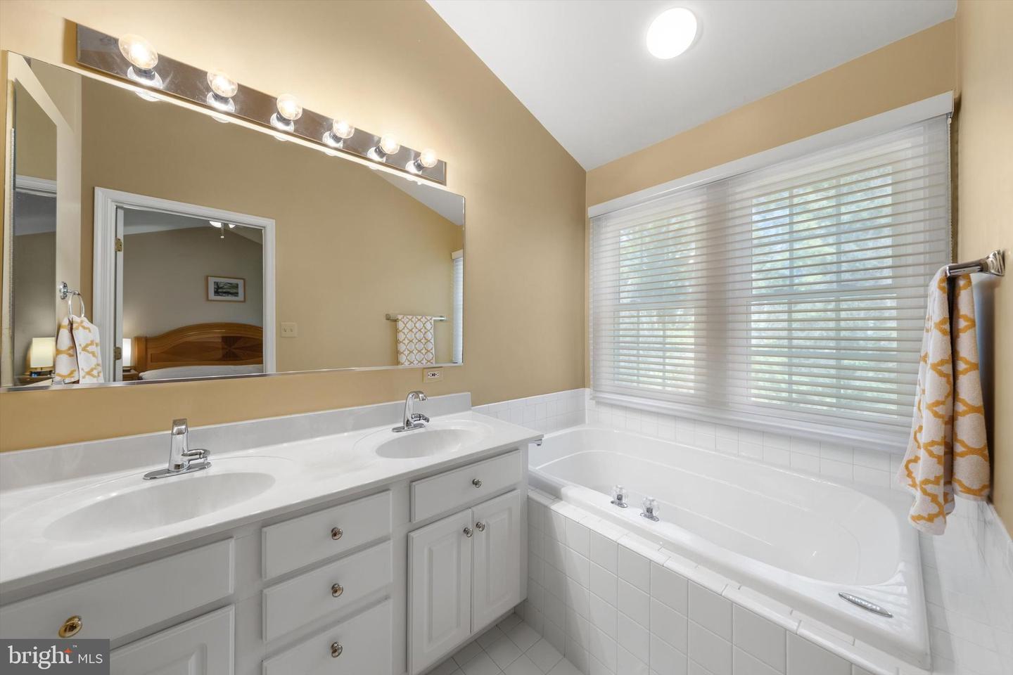 21 Blue Hosta Way Property Photo 12