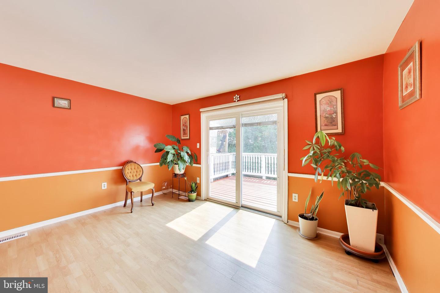 2923 Lisage Way Property Photo 7